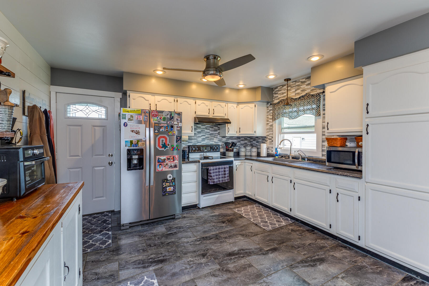 7145 Auld, Bradford, Ohio 45308