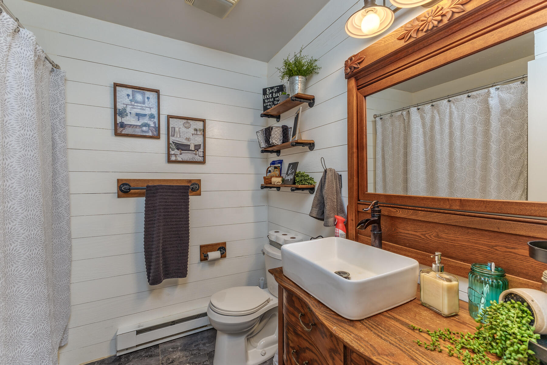 7145 Auld, Bradford, Ohio 45308