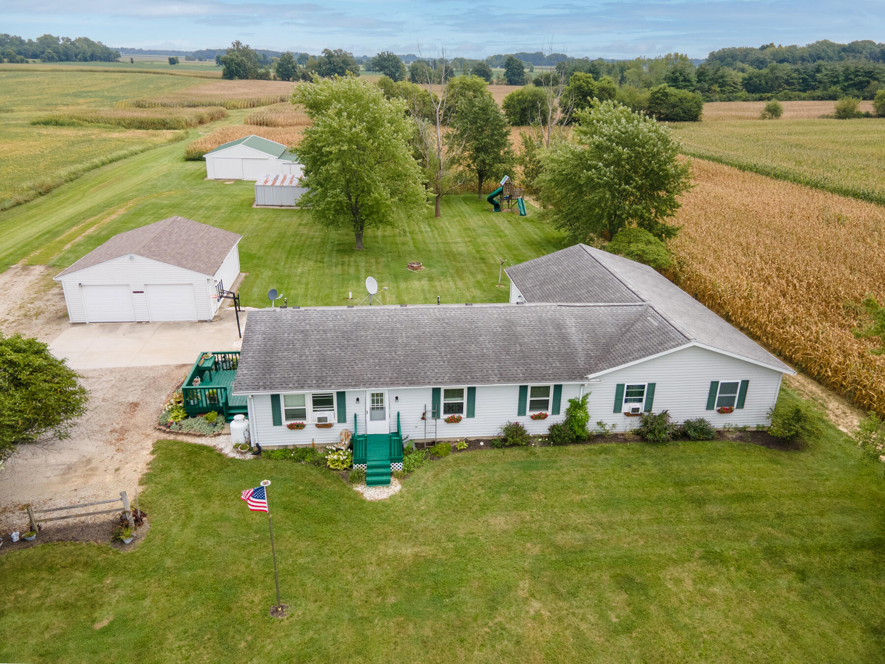 7145 Auld, Bradford, Ohio 45308