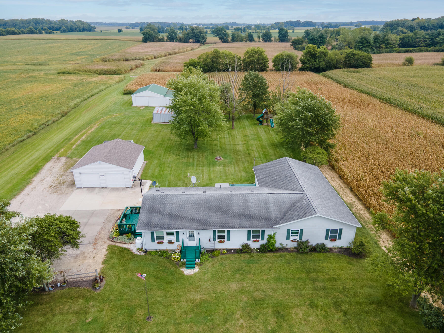 7145 Auld, Bradford, Ohio 45308