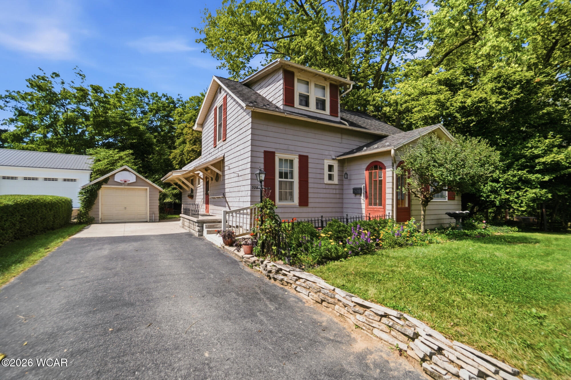 325 Elm Street, Bluffton, Ohio