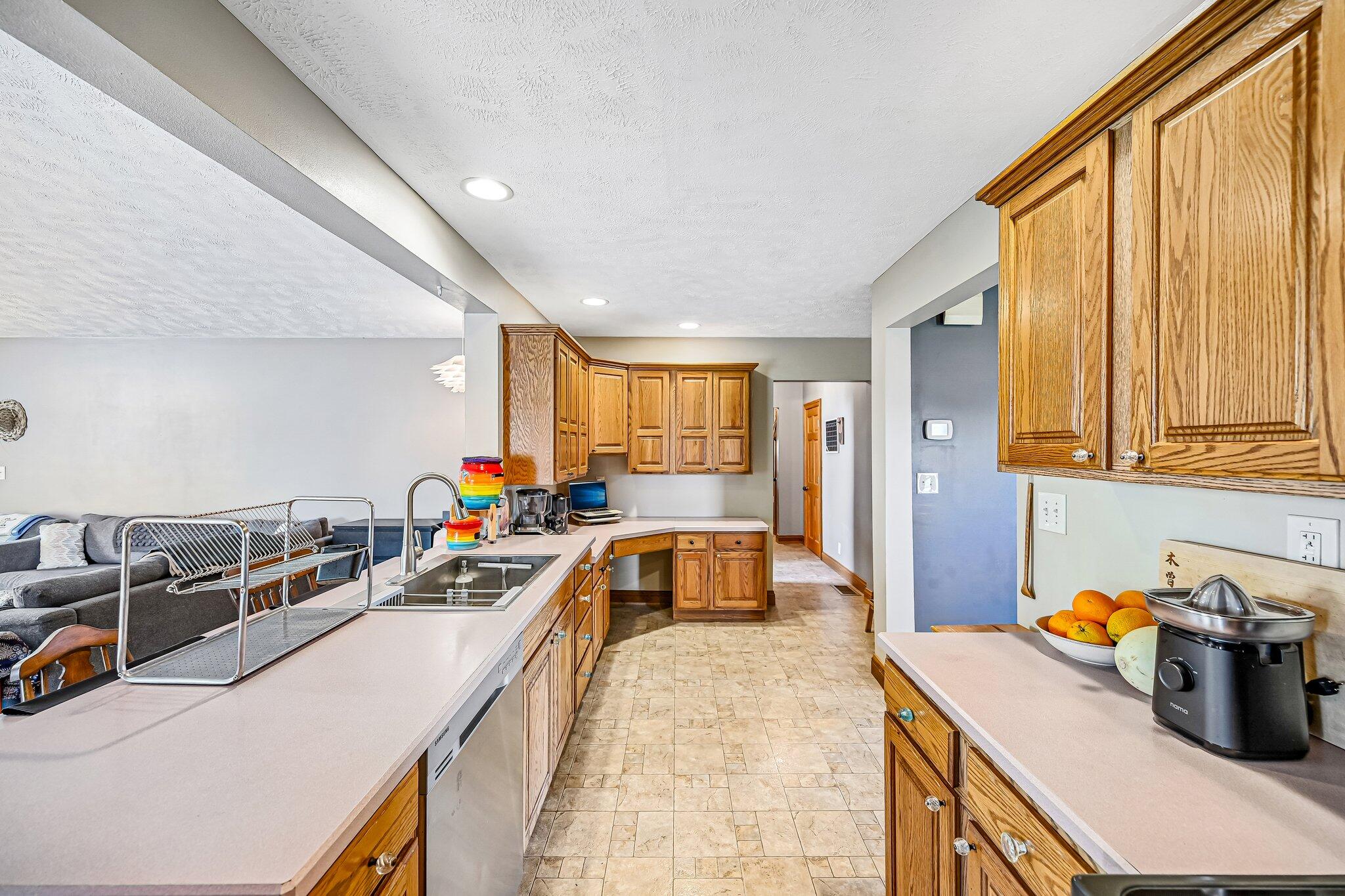 3118 County Road 5, Bellefontaine, Ohio 43311
