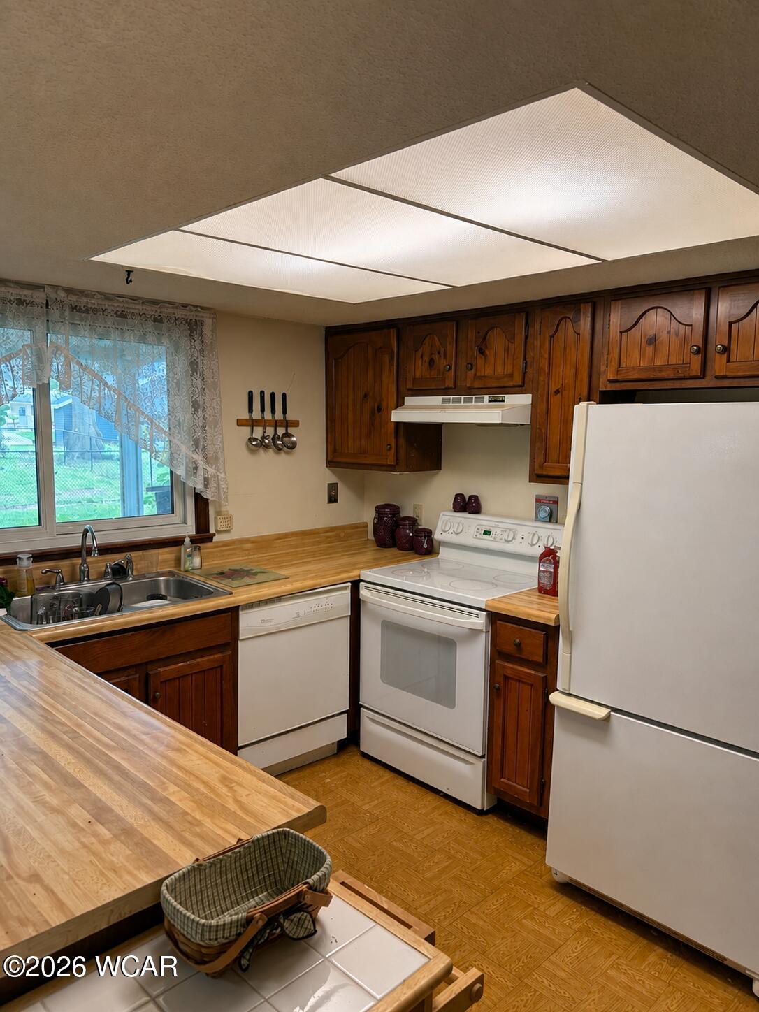 1049 Westerly Drive, Lima, Ohio