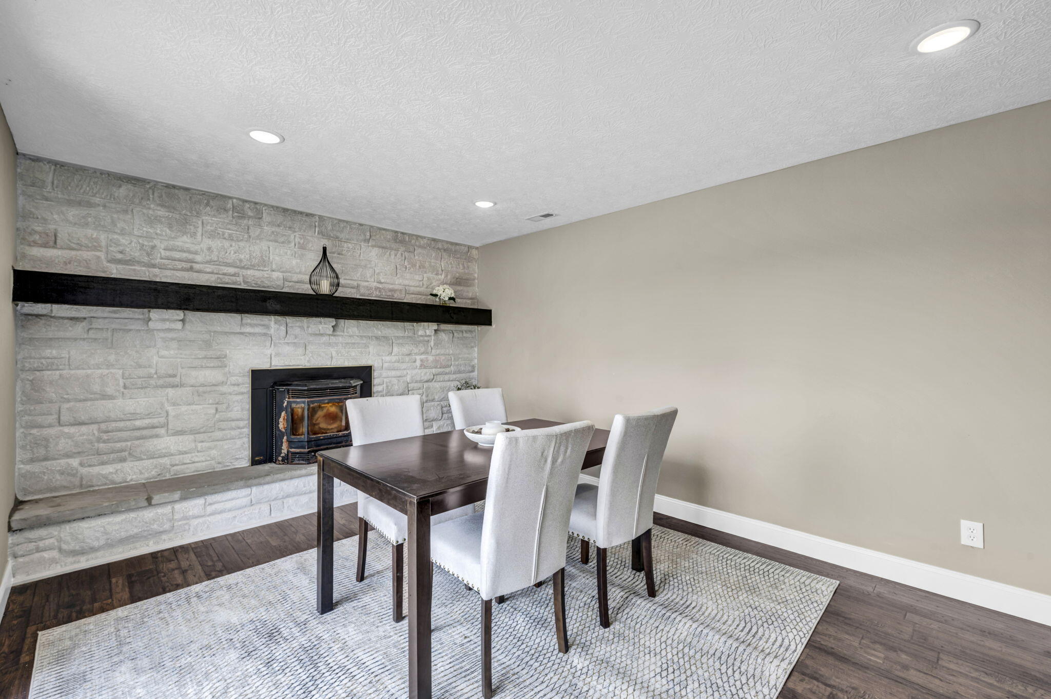 9011 State Route 245, De Graff, Ohio 43318