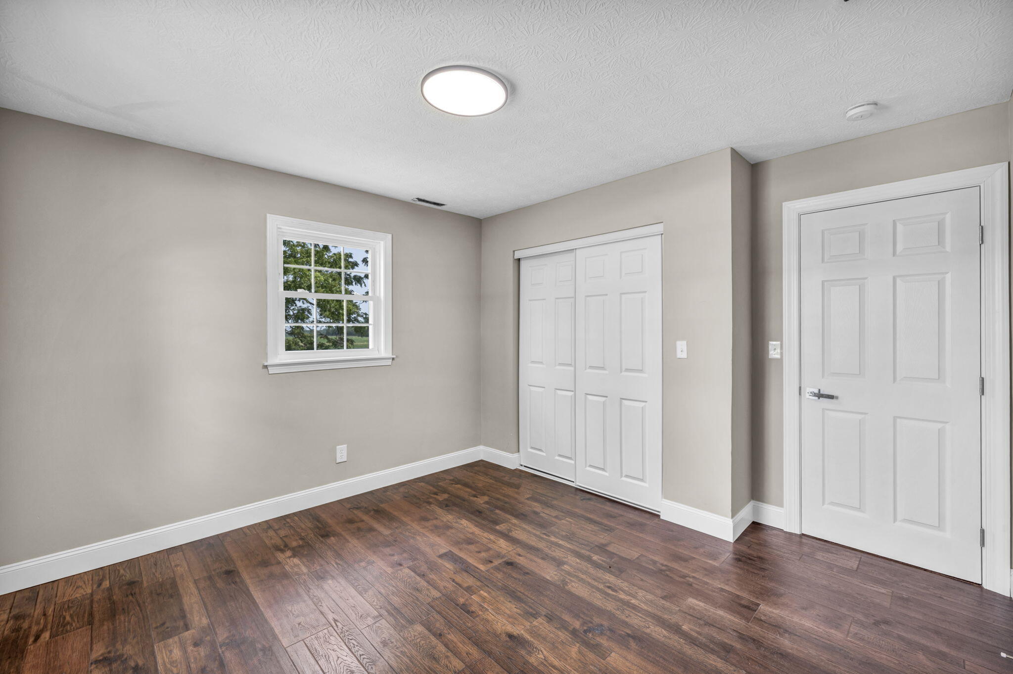 9011 State Route 245, De Graff, Ohio 43318
