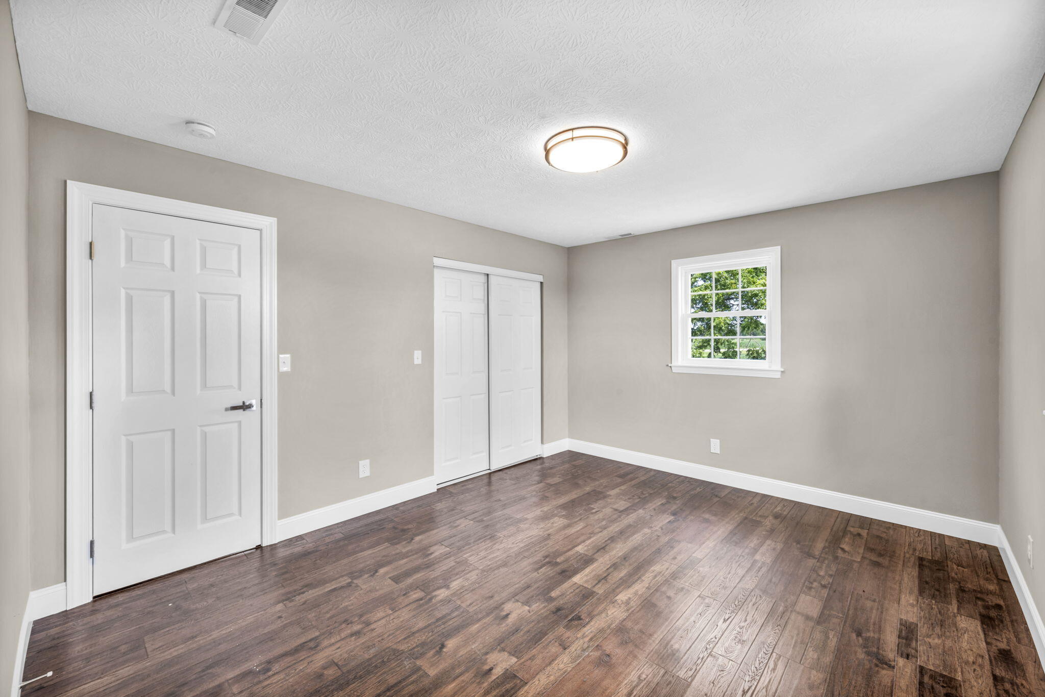 9011 State Route 245, De Graff, Ohio 43318