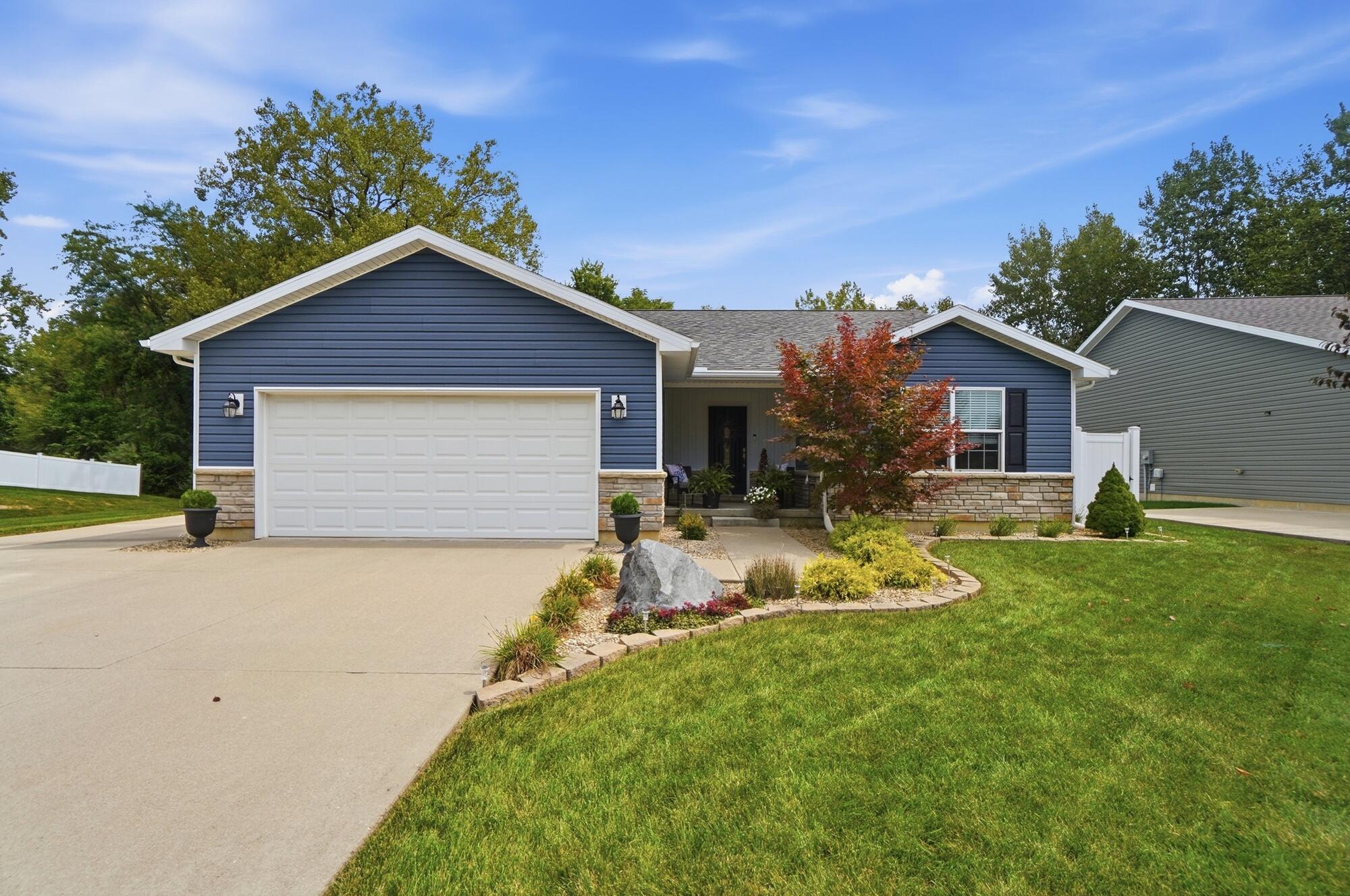 4158 Midfield, Springfield, Ohio 45503