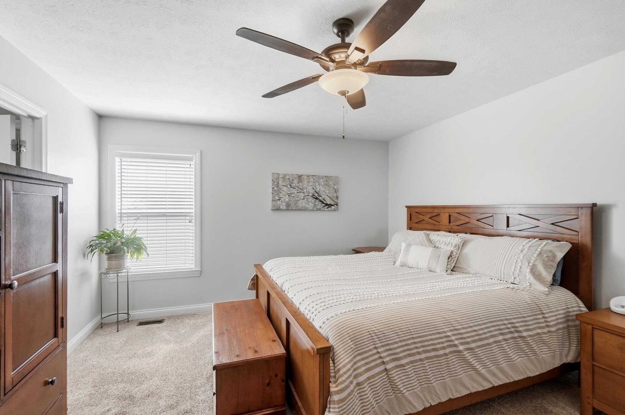 4158 Midfield, Springfield, Ohio 45503