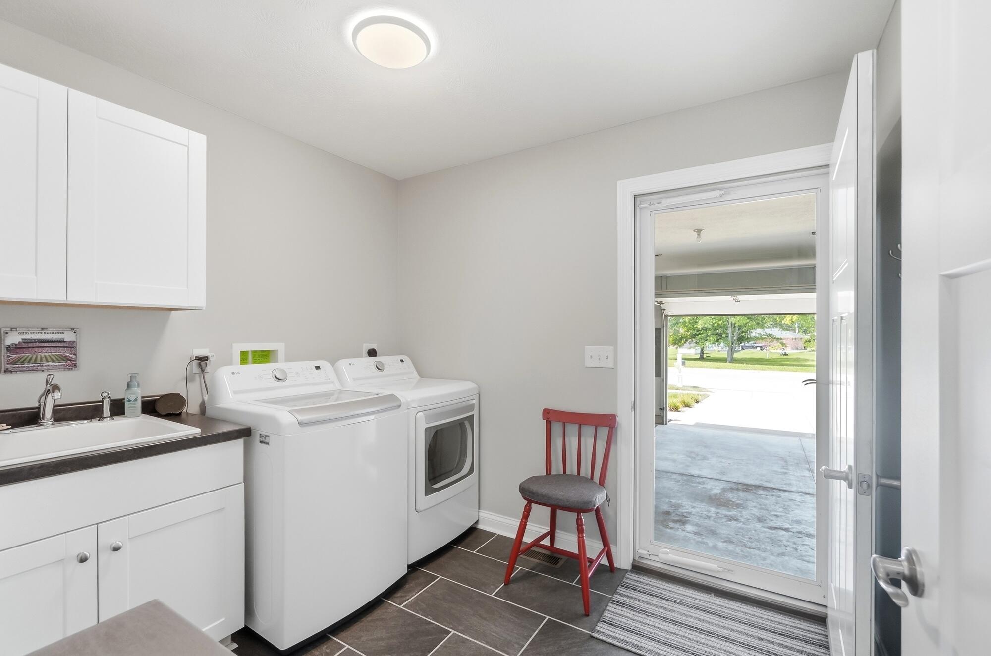 4158 Midfield, Springfield, Ohio 45503