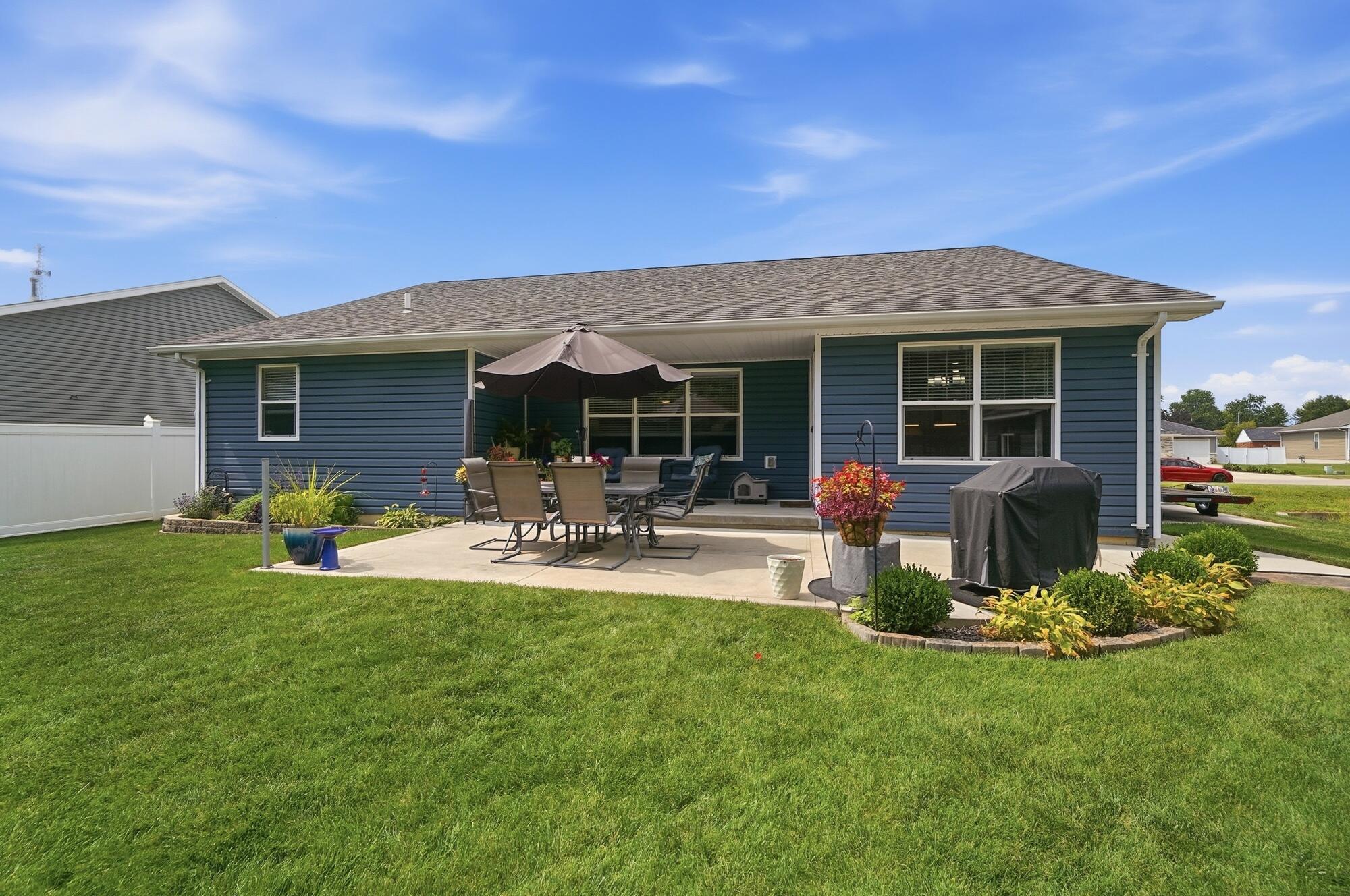 4158 Midfield, Springfield, Ohio 45503