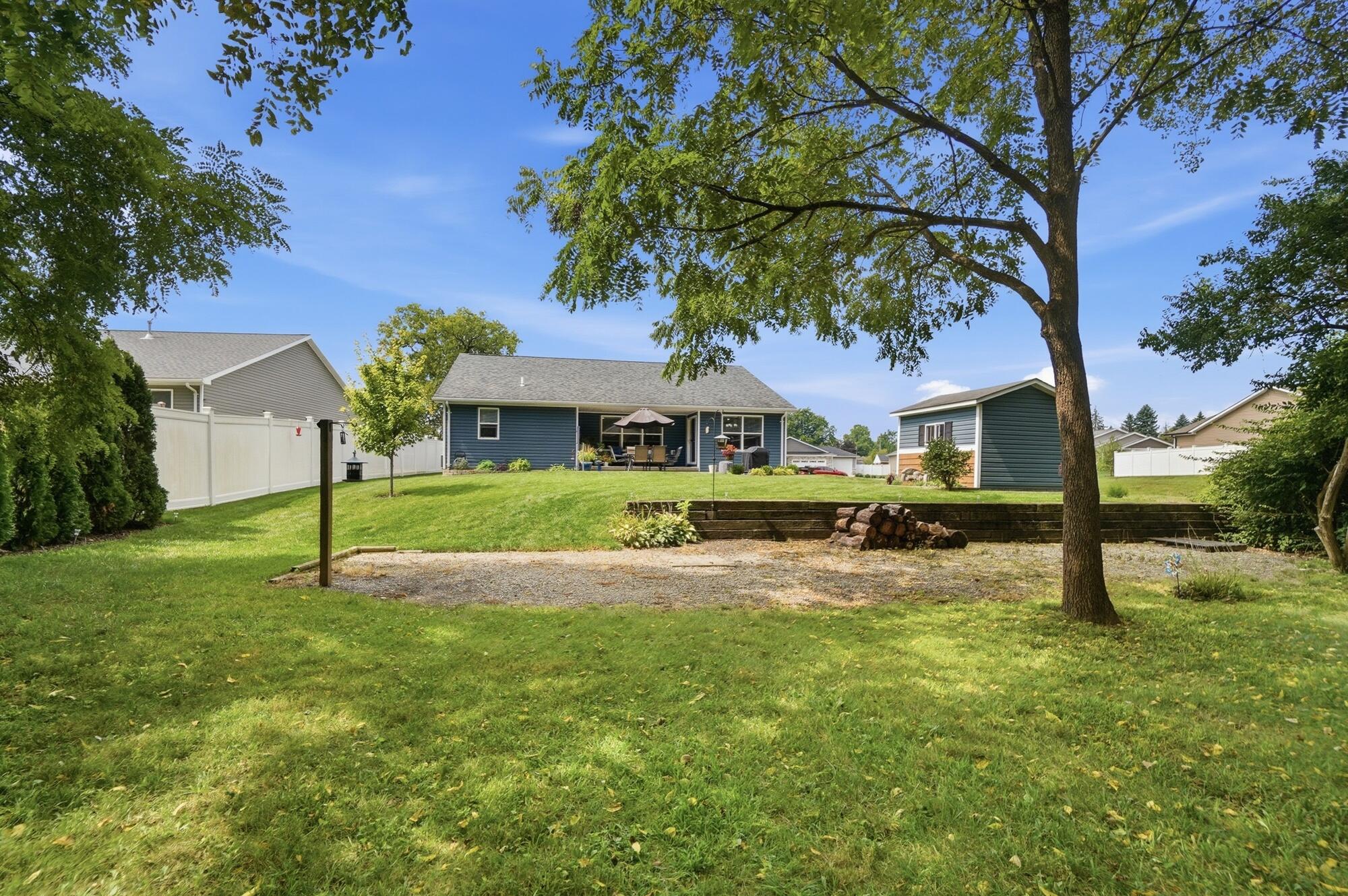 4158 Midfield, Springfield, Ohio 45503