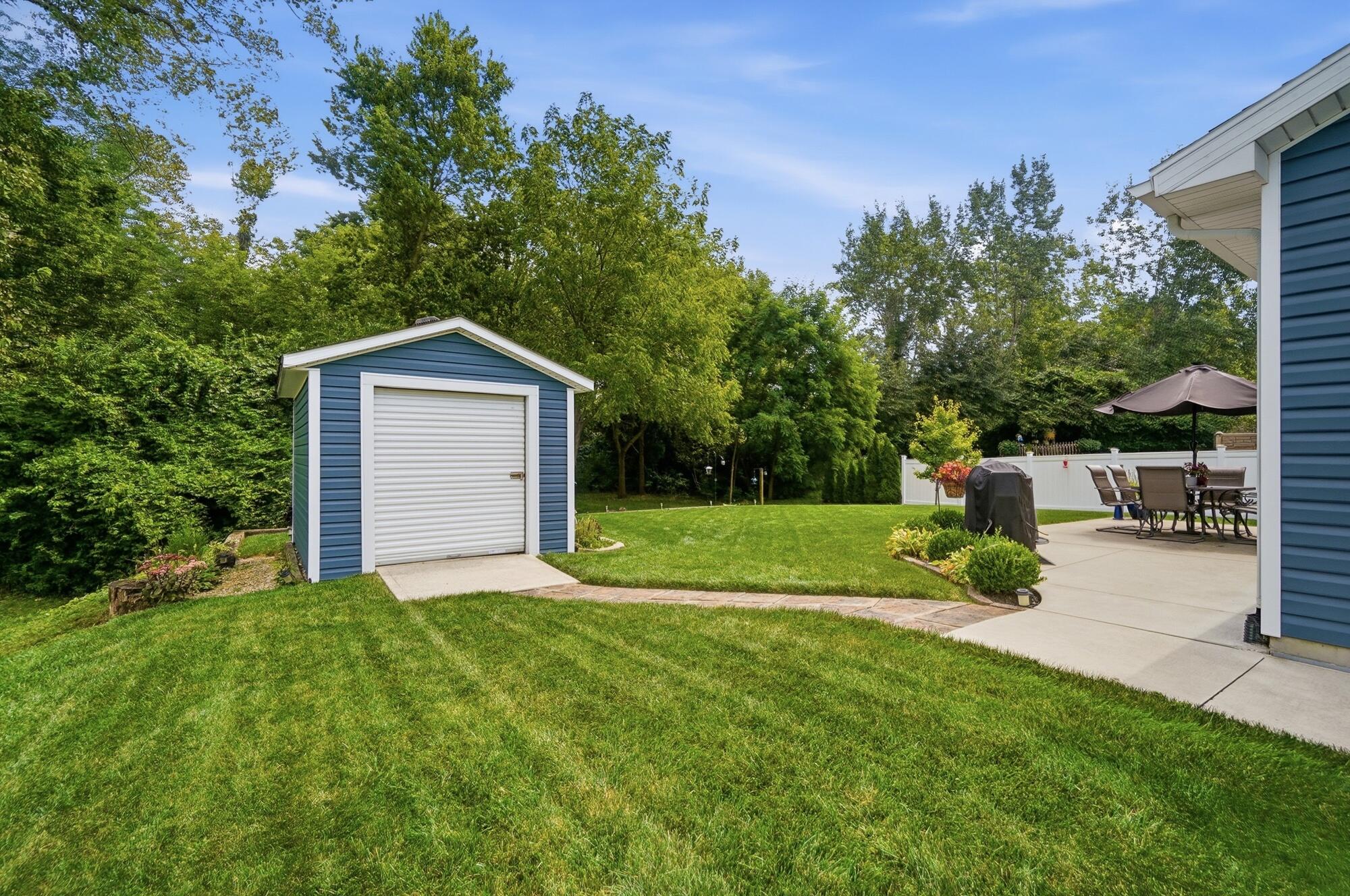 4158 Midfield, Springfield, Ohio 45503