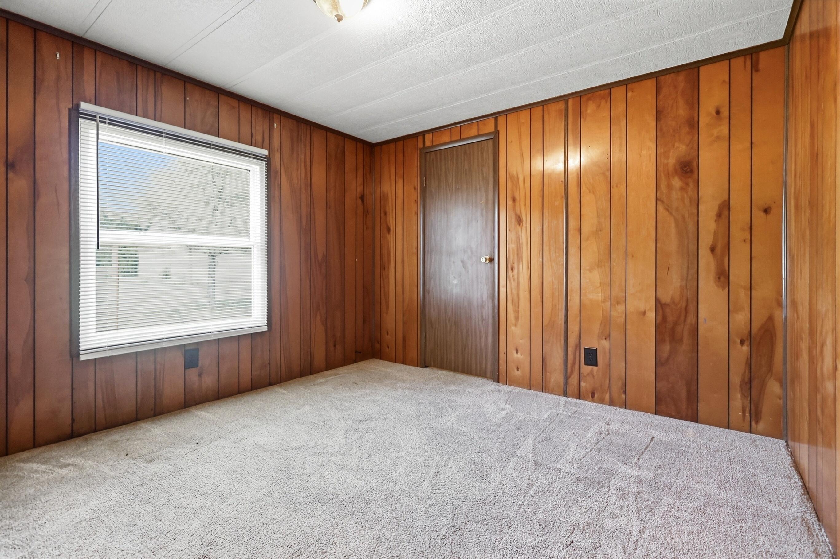 4748 Walker, Springfield, Ohio 45505