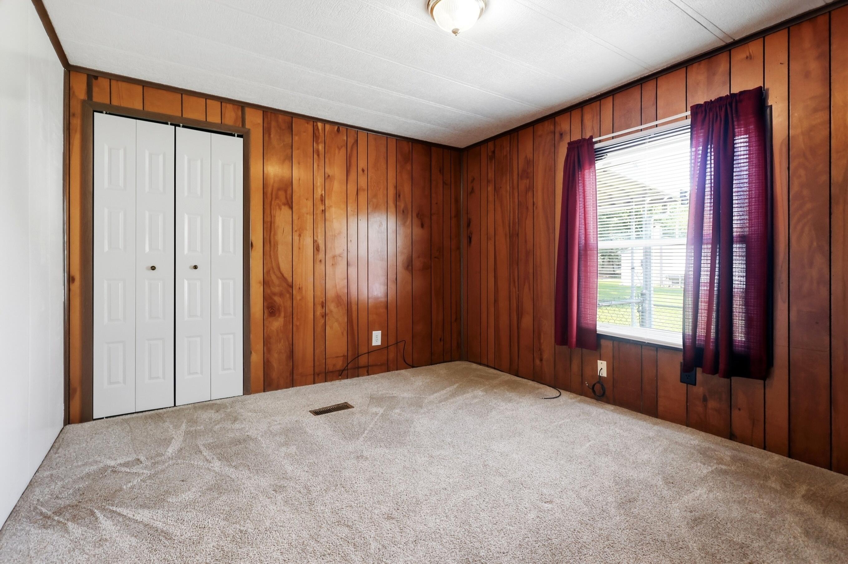 4748 Walker, Springfield, Ohio 45505