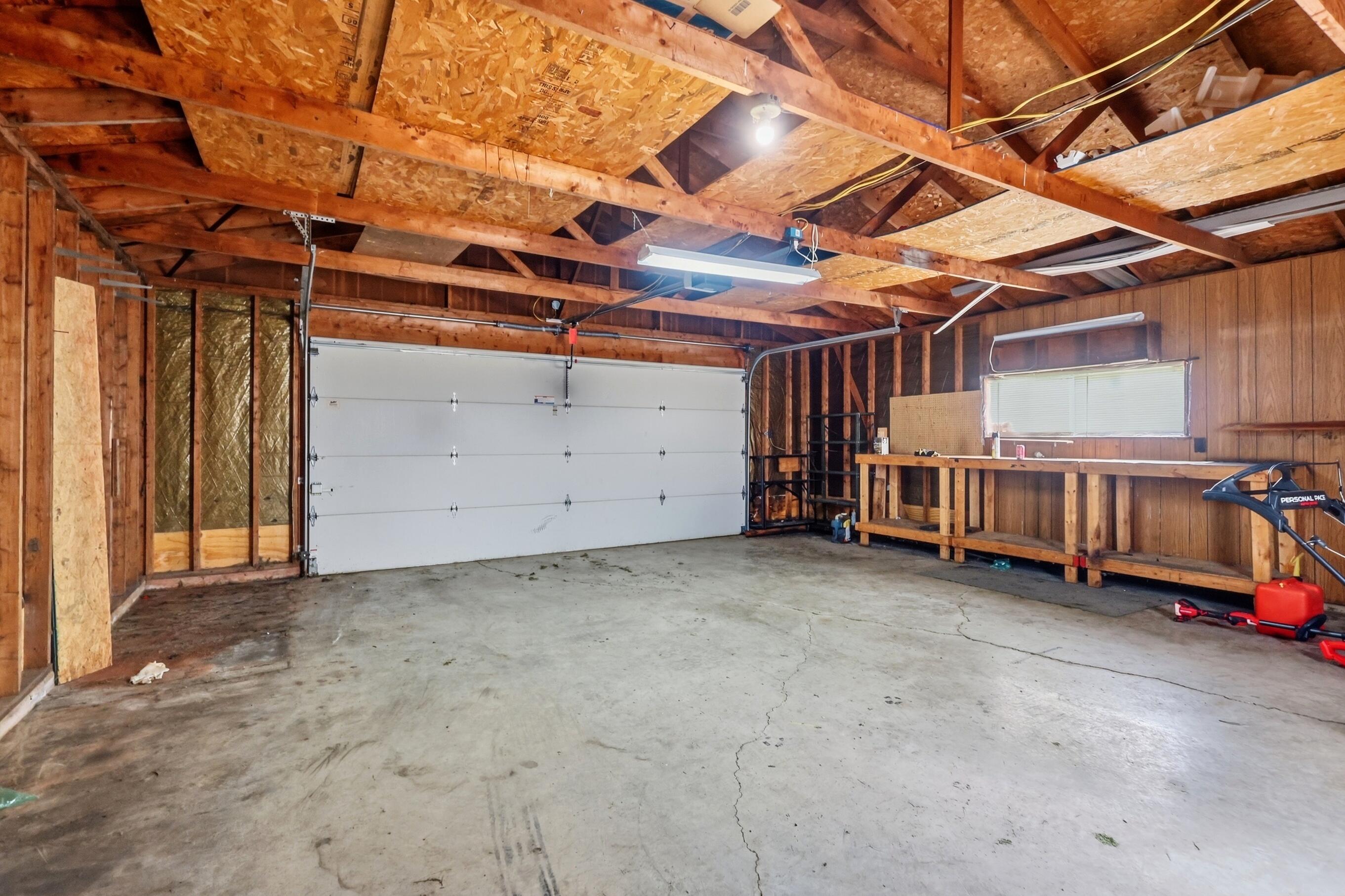 4748 Walker, Springfield, Ohio 45505