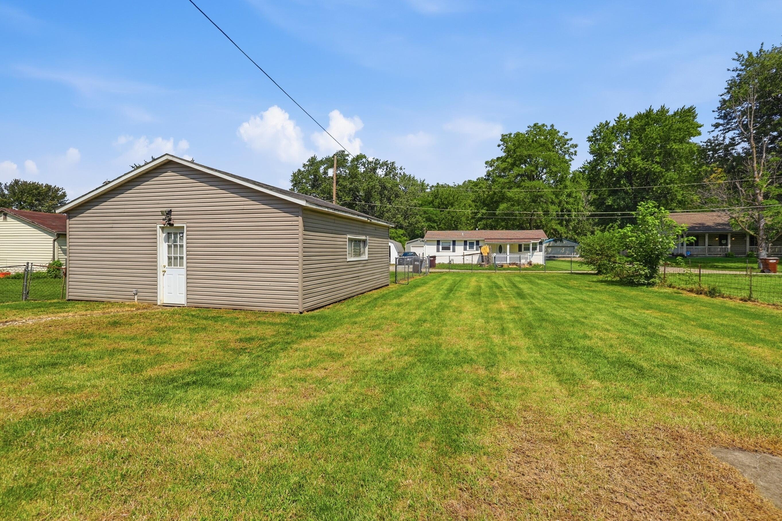 4748 Walker, Springfield, Ohio 45505