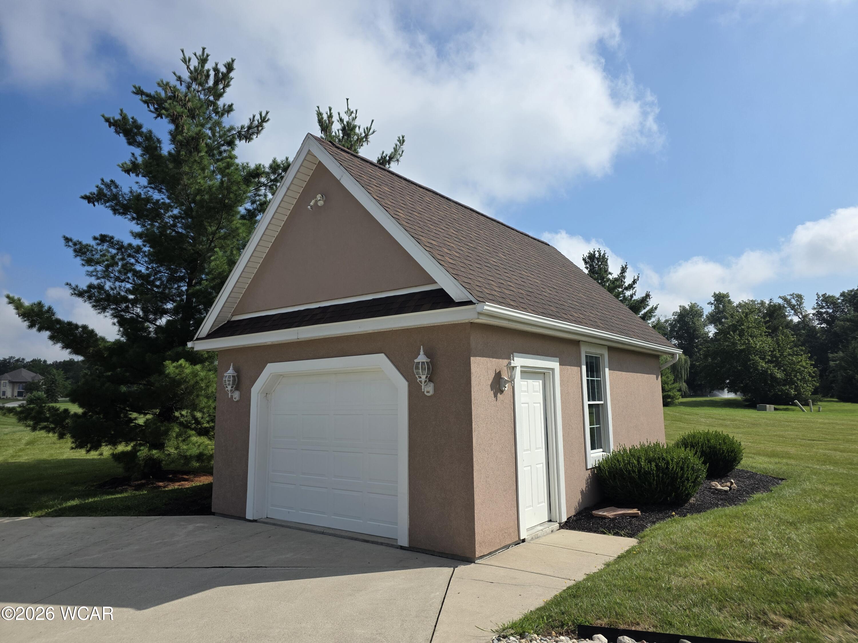 2905 Oak Hill Court, Lima, Ohio