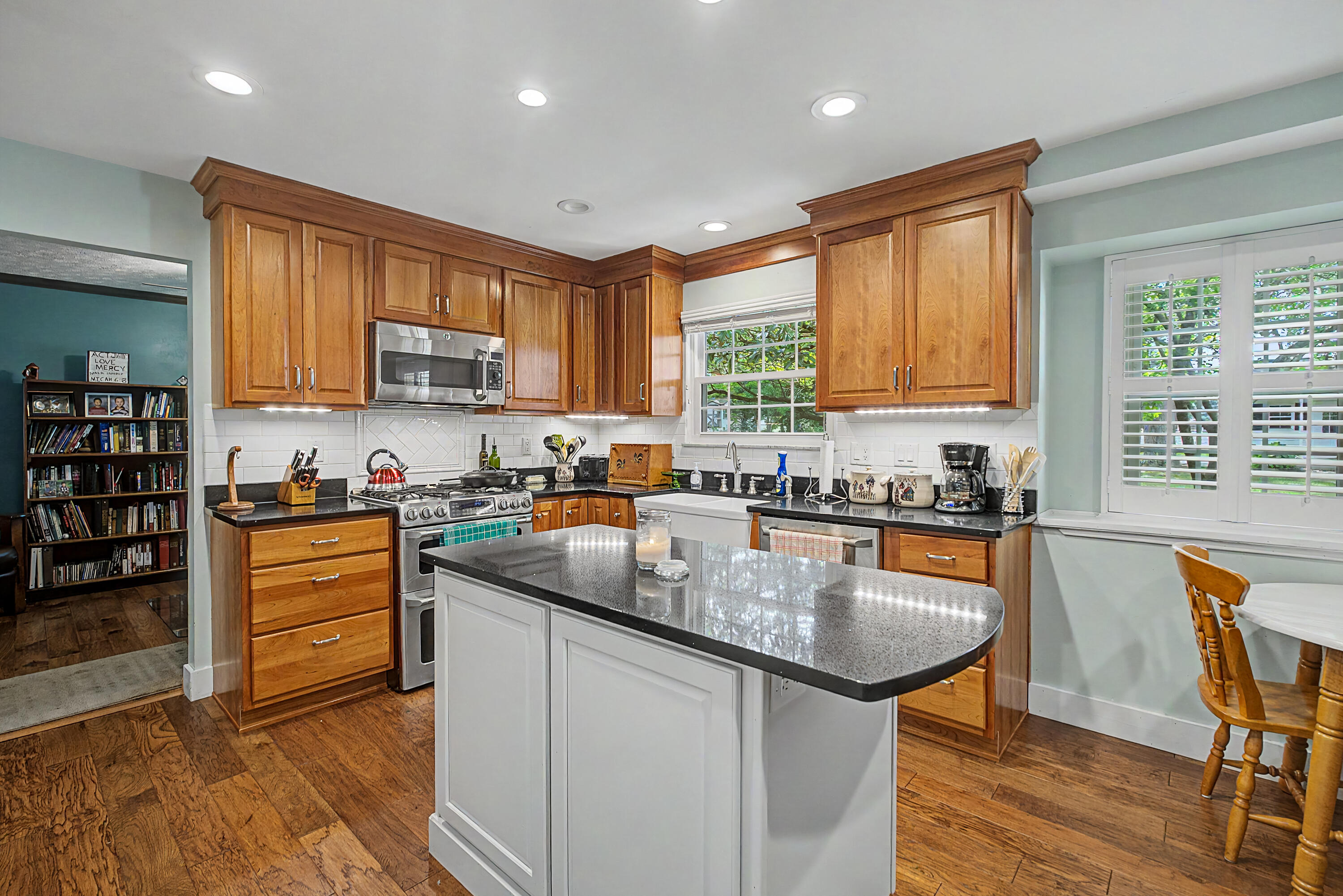 129 Outerview, Xenia, Ohio 45385