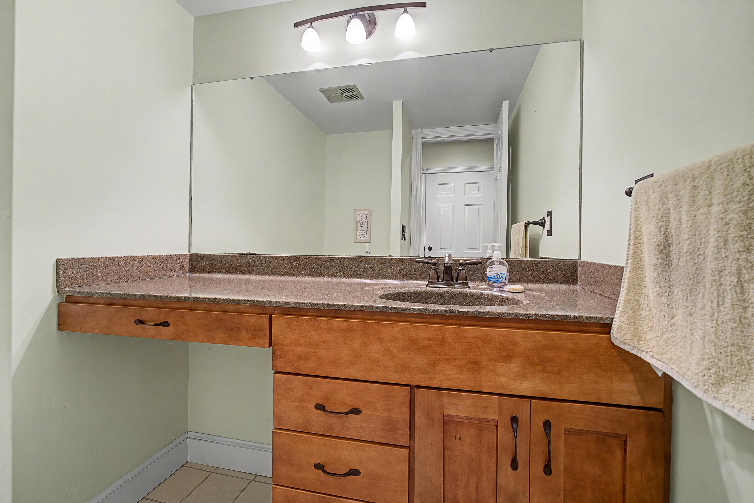 129 Outerview, Xenia, Ohio 45385