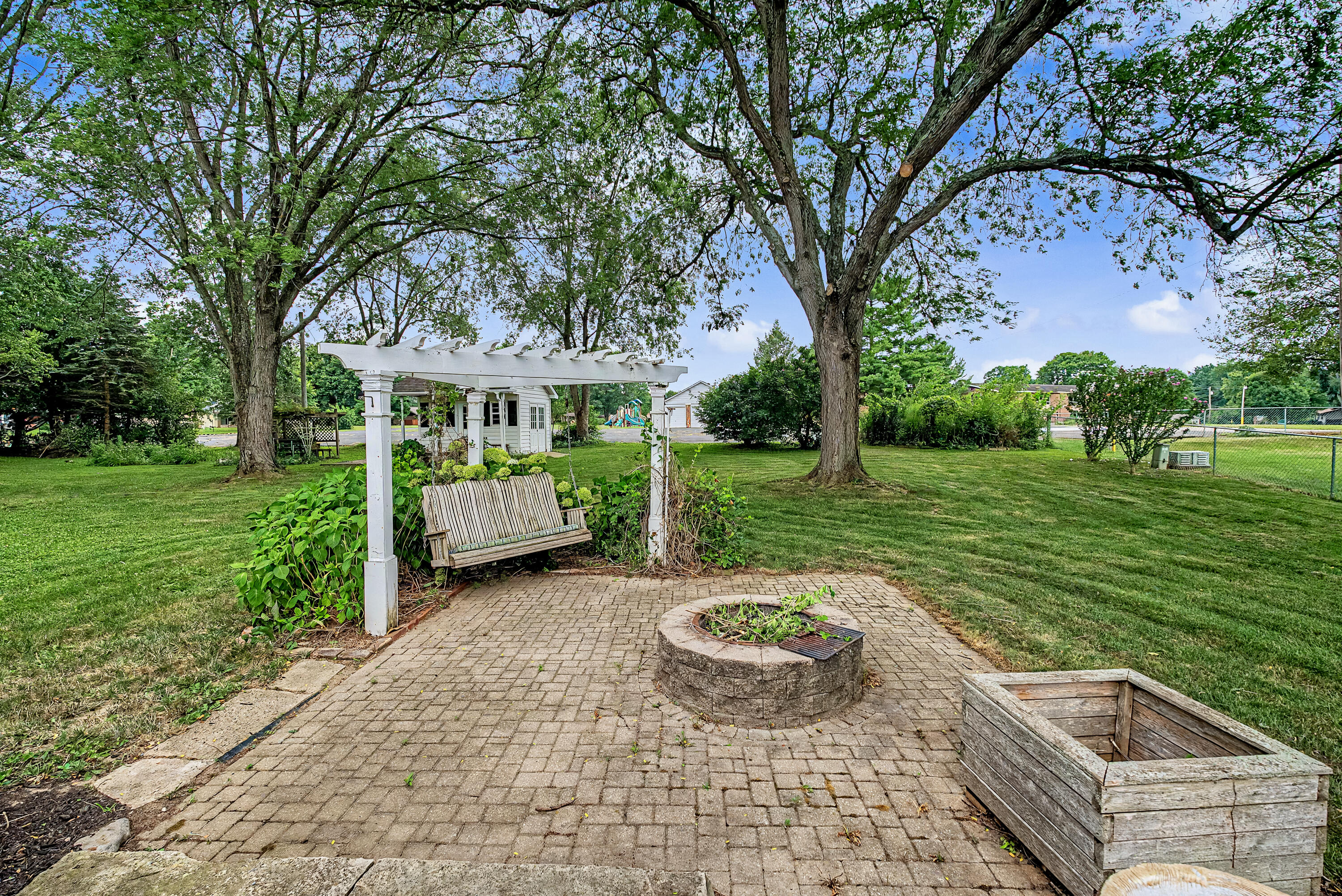 129 Outerview, Xenia, Ohio 45385