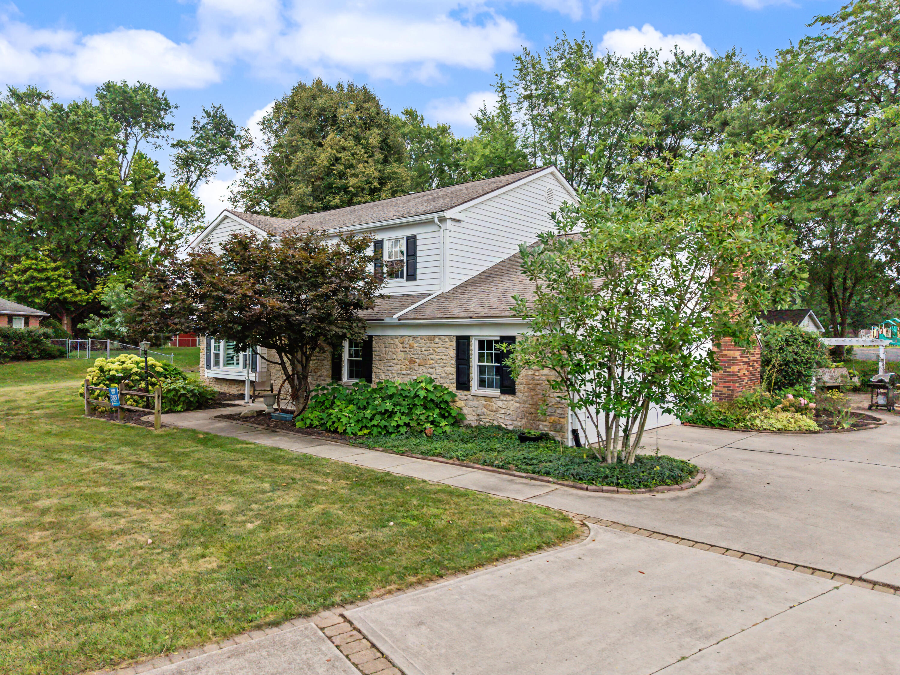 129 Outerview, Xenia, Ohio 45385