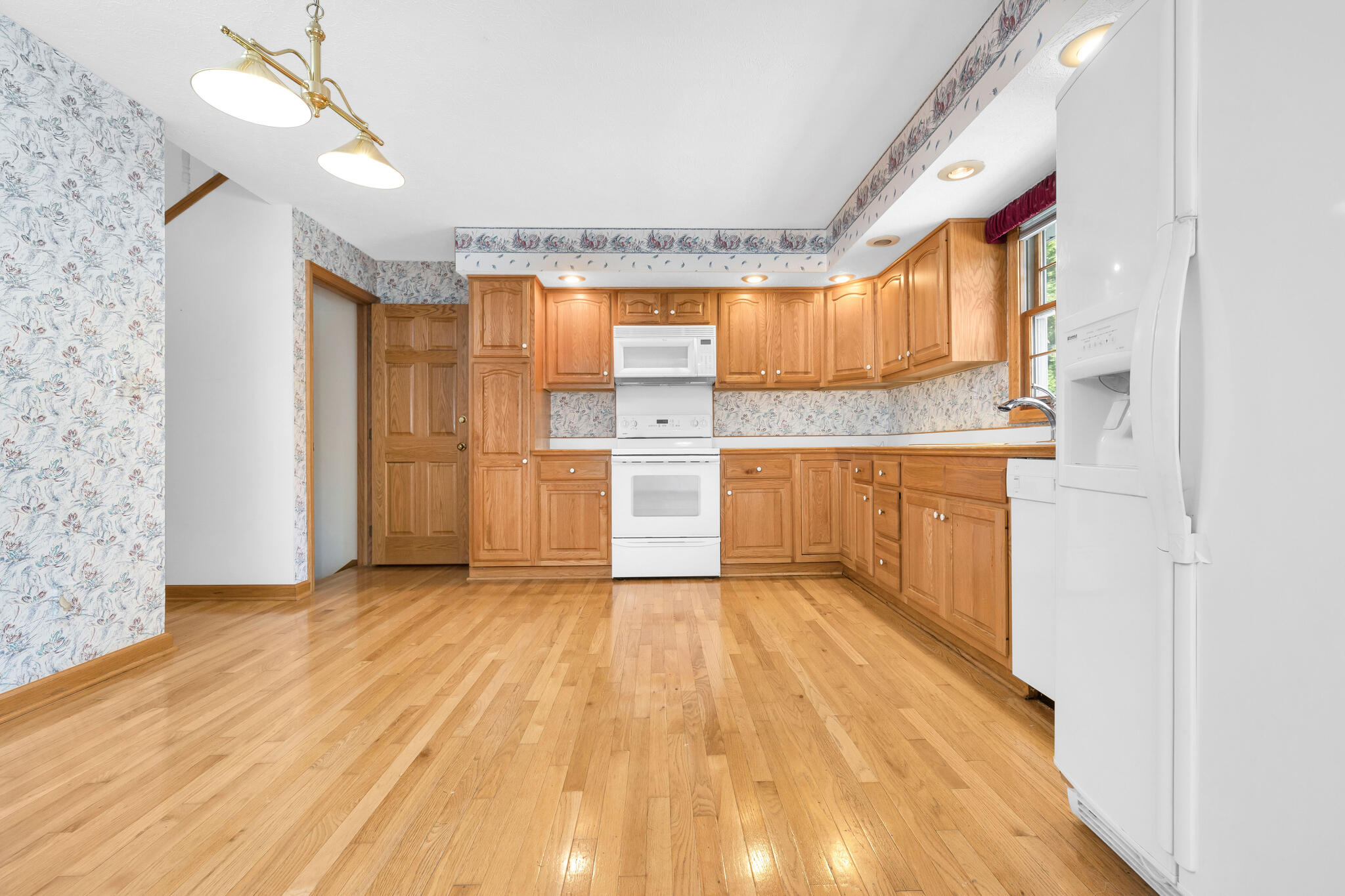 1309 Firethorn, Bellefontaine, Ohio 43311