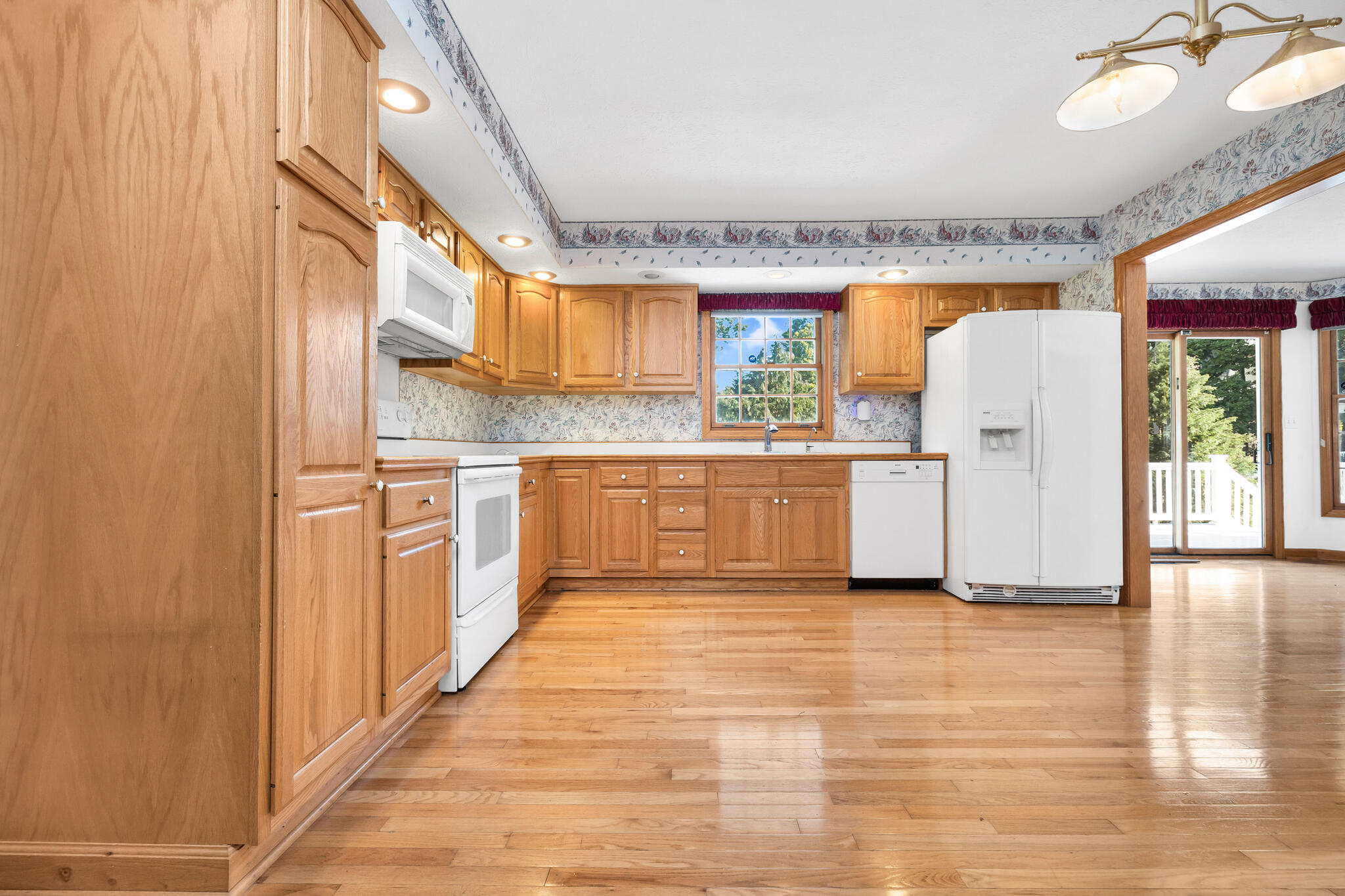 1309 Firethorn, Bellefontaine, Ohio 43311