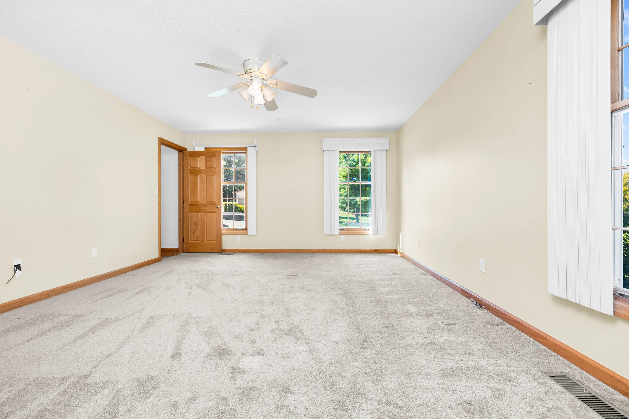 1309 Firethorn, Bellefontaine, Ohio 43311