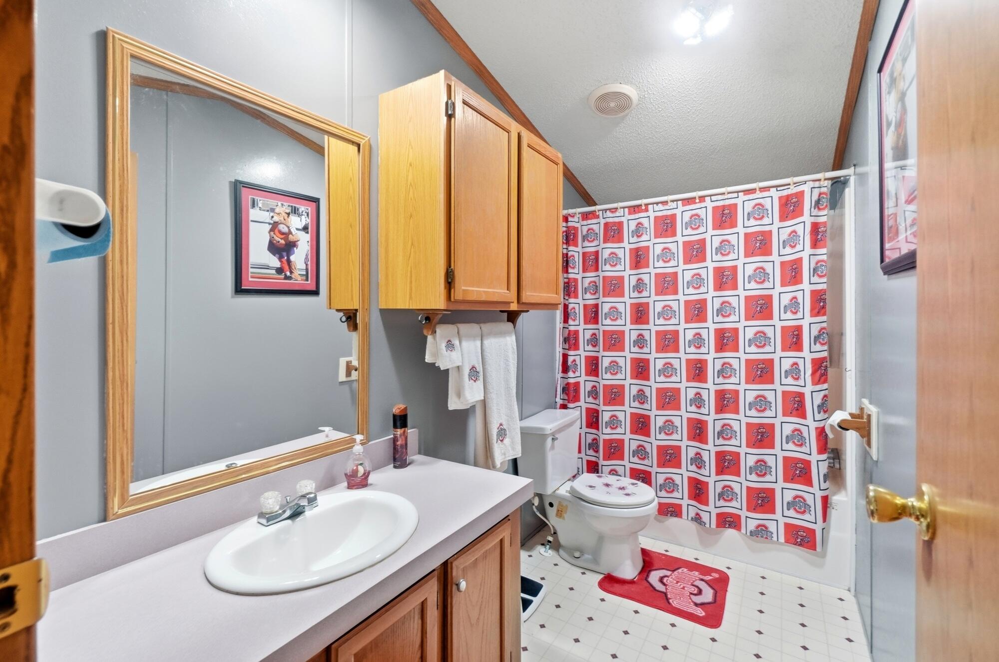 23412 State Route 33, Wapakoneta, Ohio 45895
