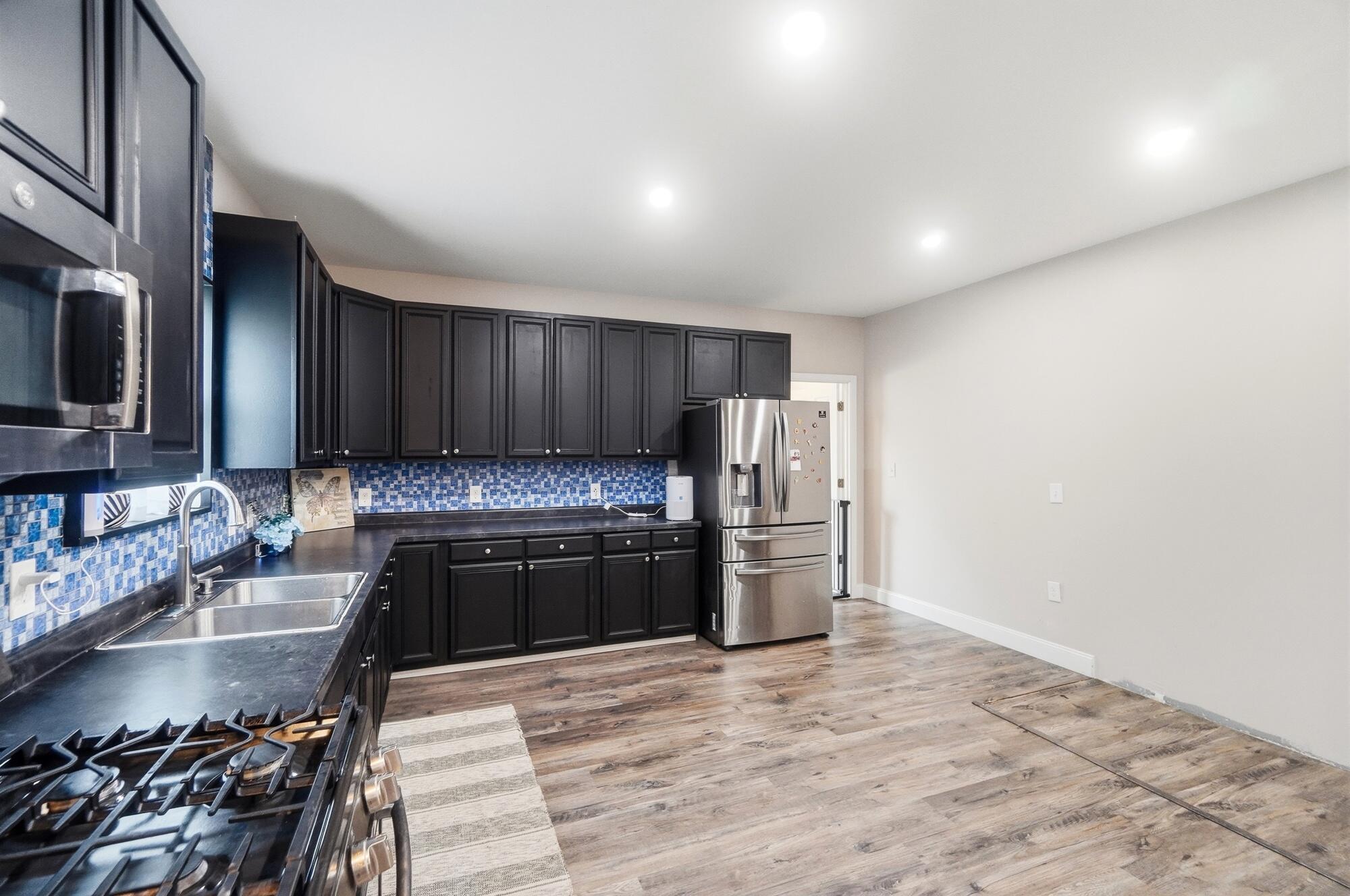 1075 Kenton, Springfield, Ohio 45505