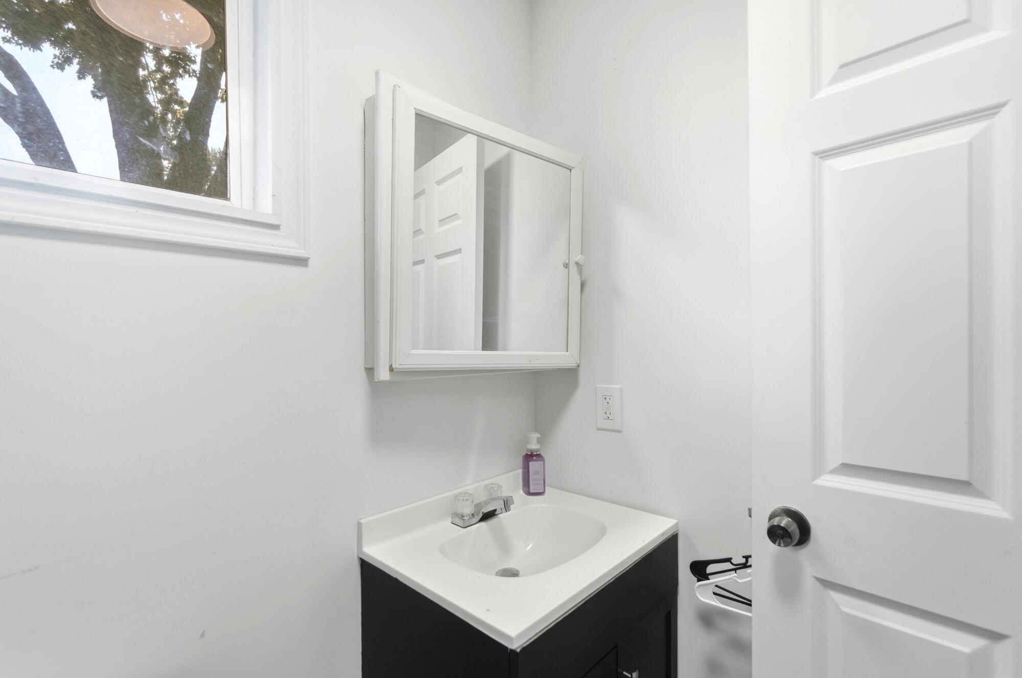 1075 Kenton, Springfield, Ohio 45505