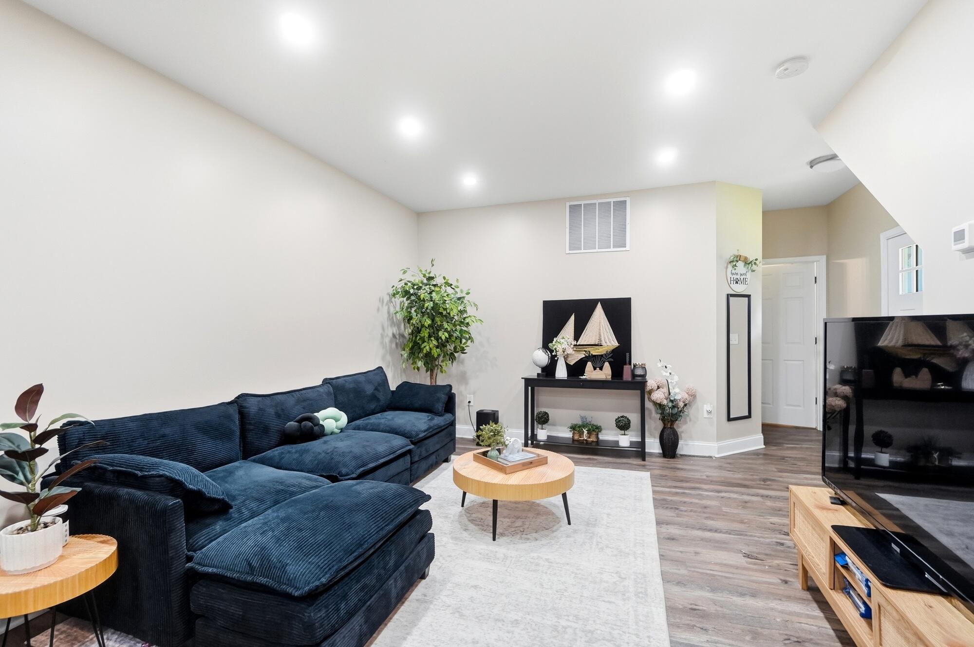 1075 Kenton, Springfield, Ohio 45505