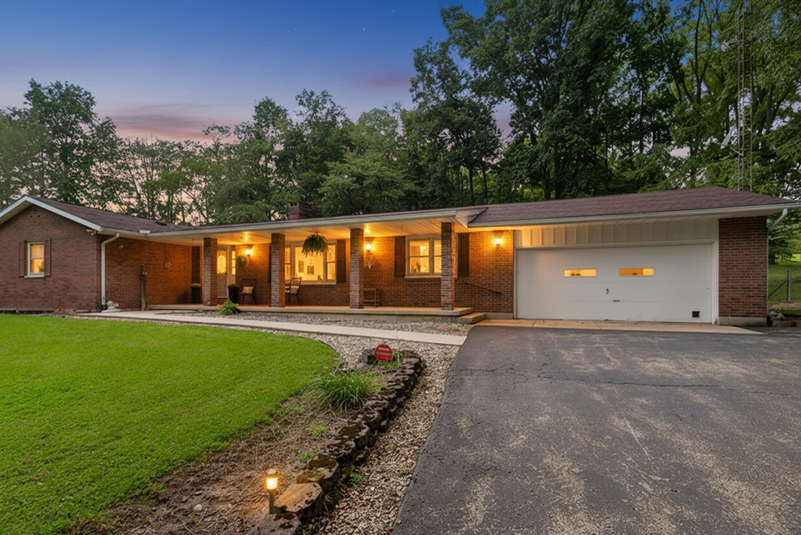 18333 Herring, Sidney, Ohio 45365