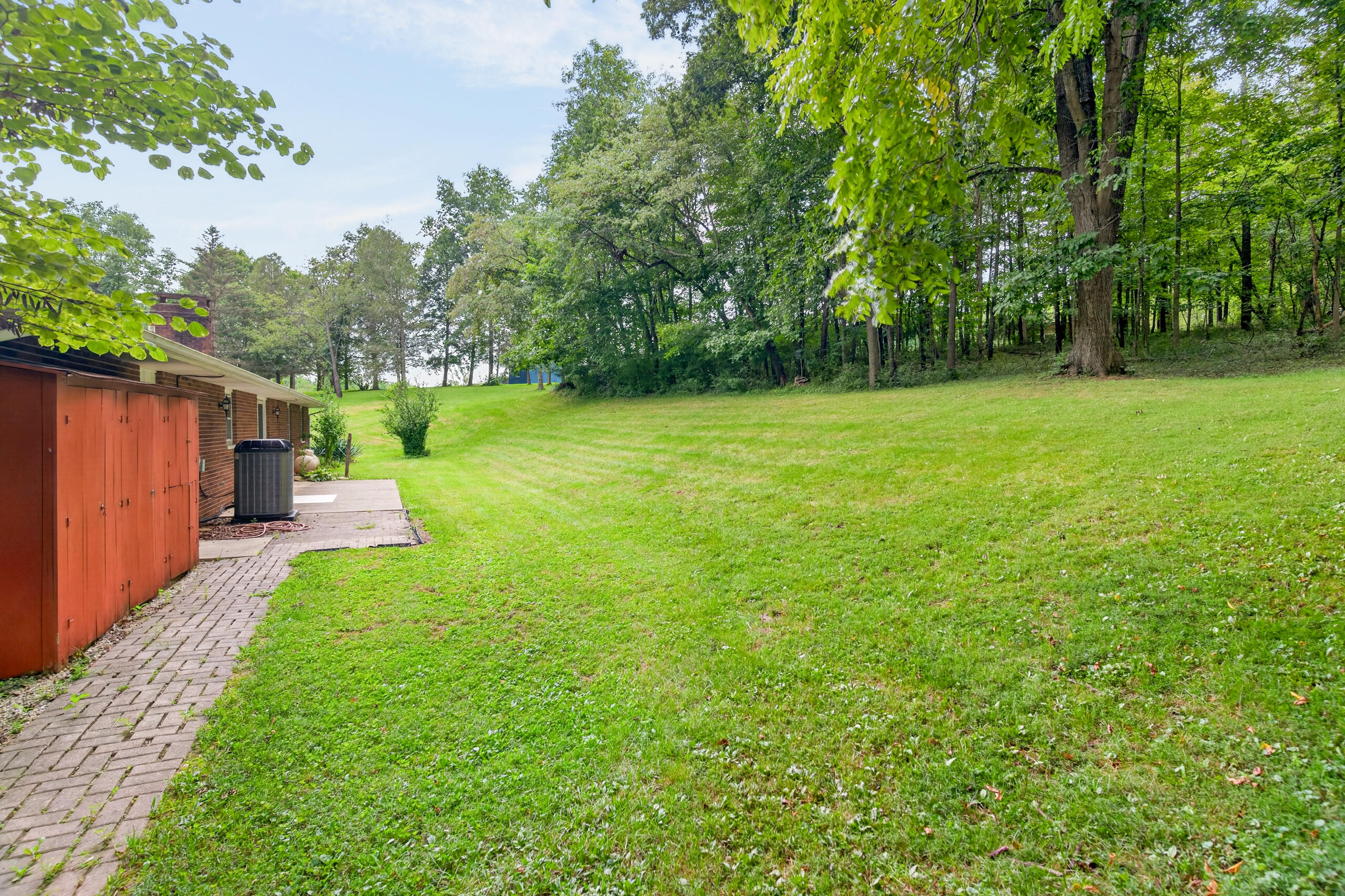18333 Herring, Sidney, Ohio 45365