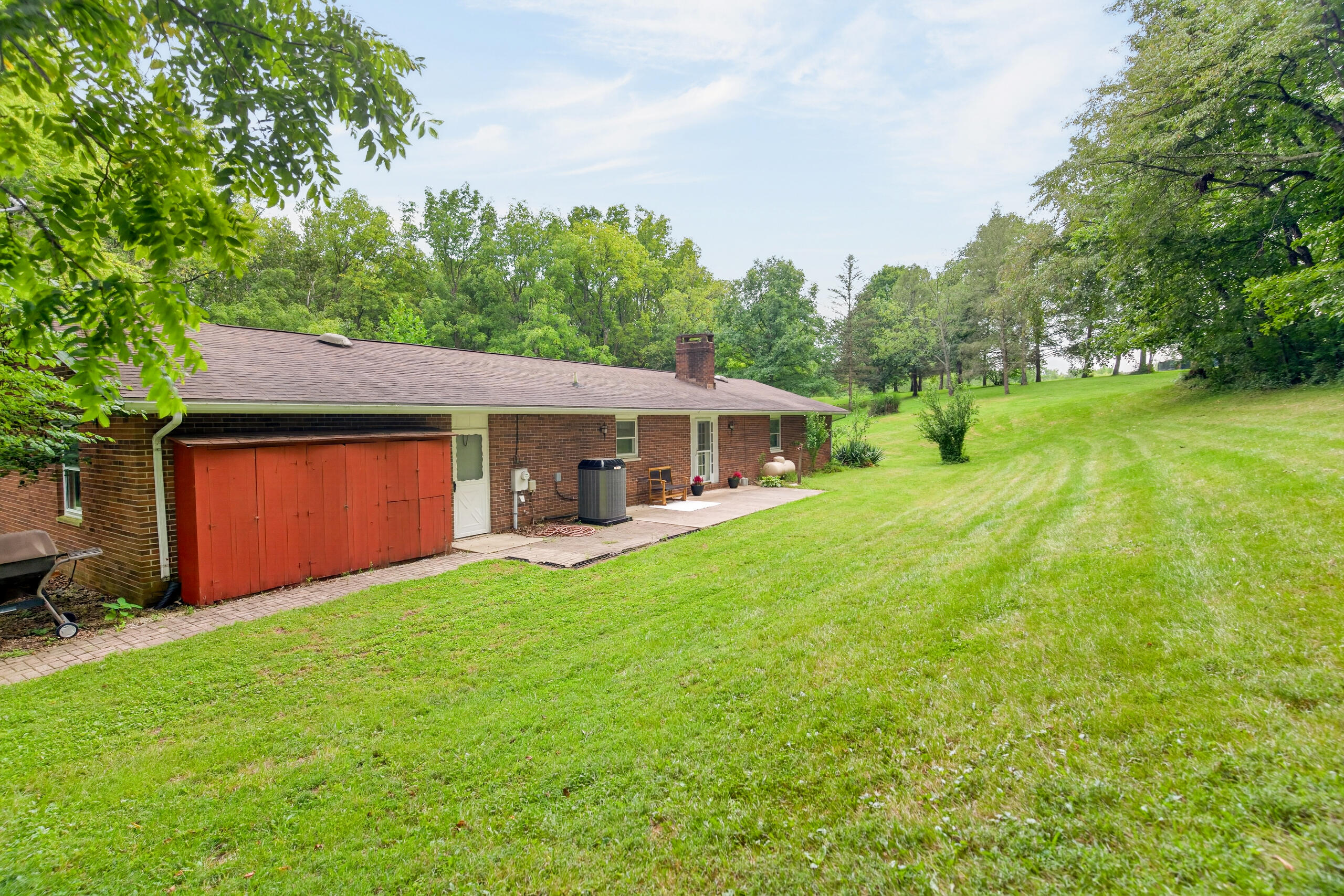 18333 Herring, Sidney, Ohio 45365