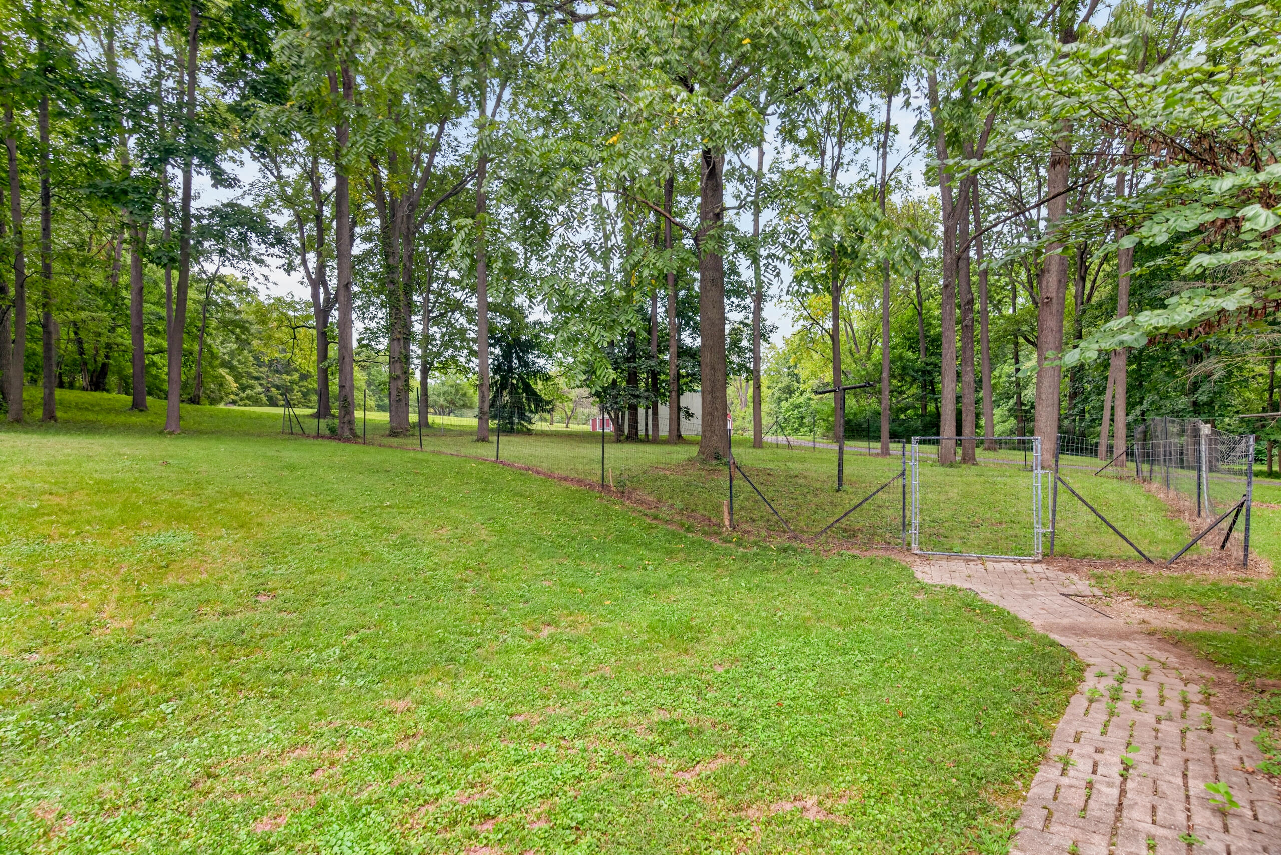 18333 Herring, Sidney, Ohio 45365
