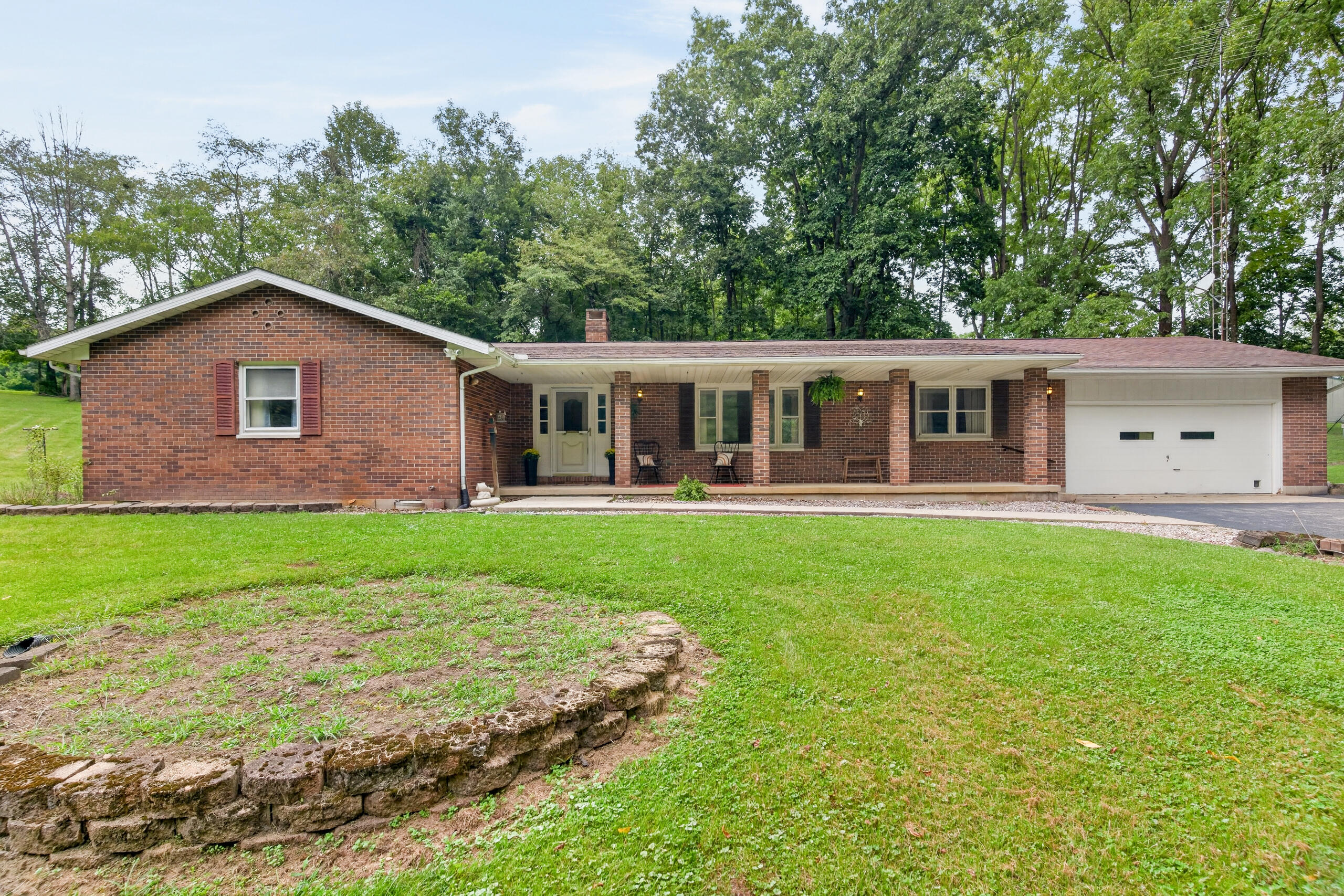 18333 Herring, Sidney, Ohio 45365