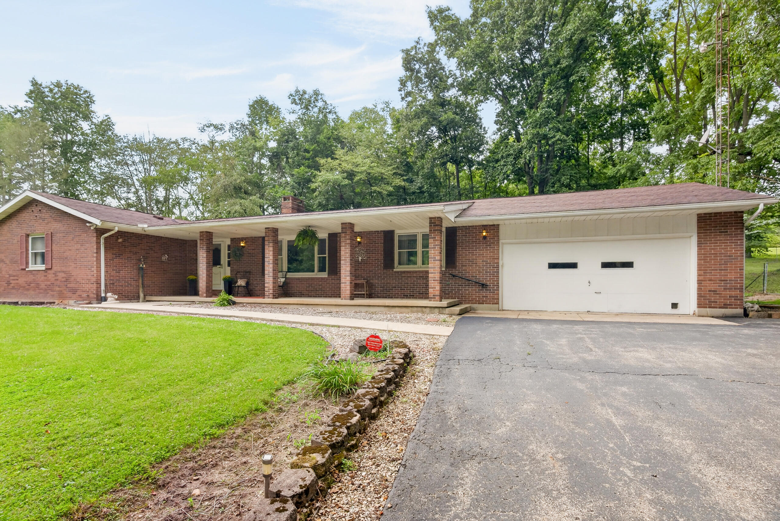 18333 Herring, Sidney, Ohio 45365