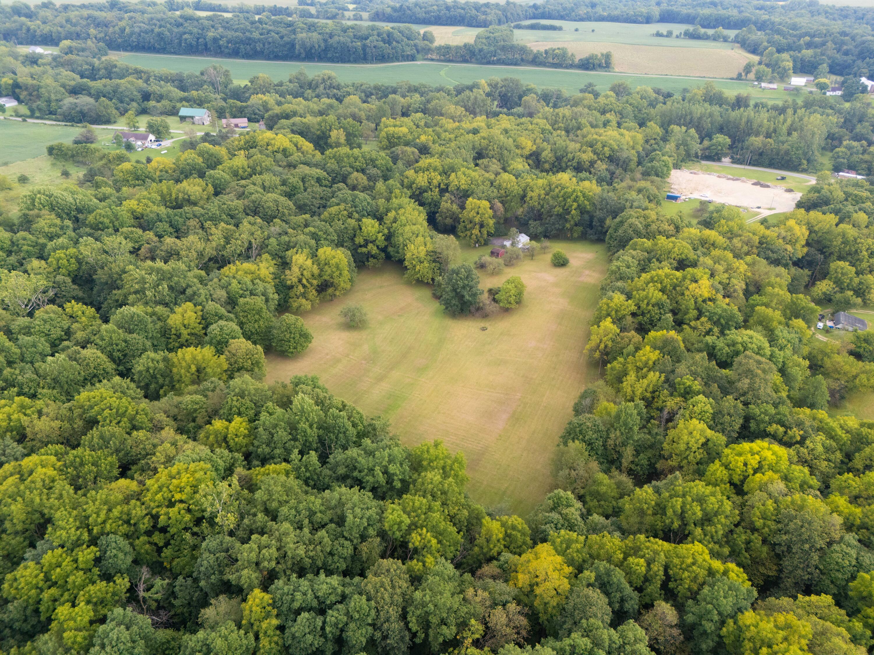 18333 Herring, Sidney, Ohio 45365