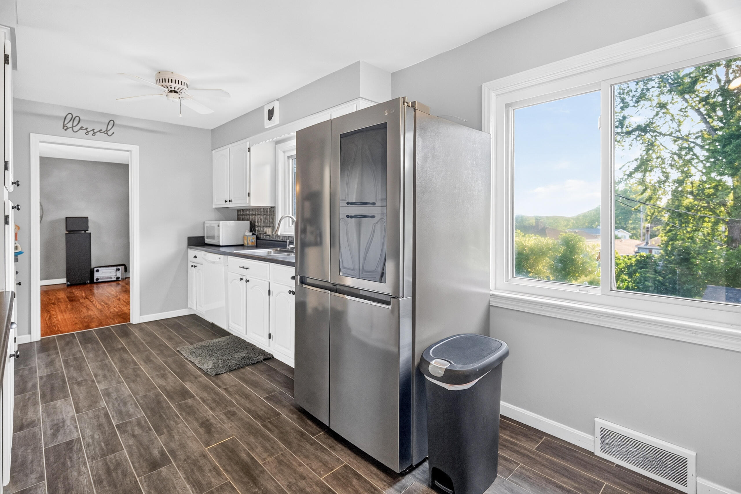 525 Bon Air, Sidney, Ohio 45365
