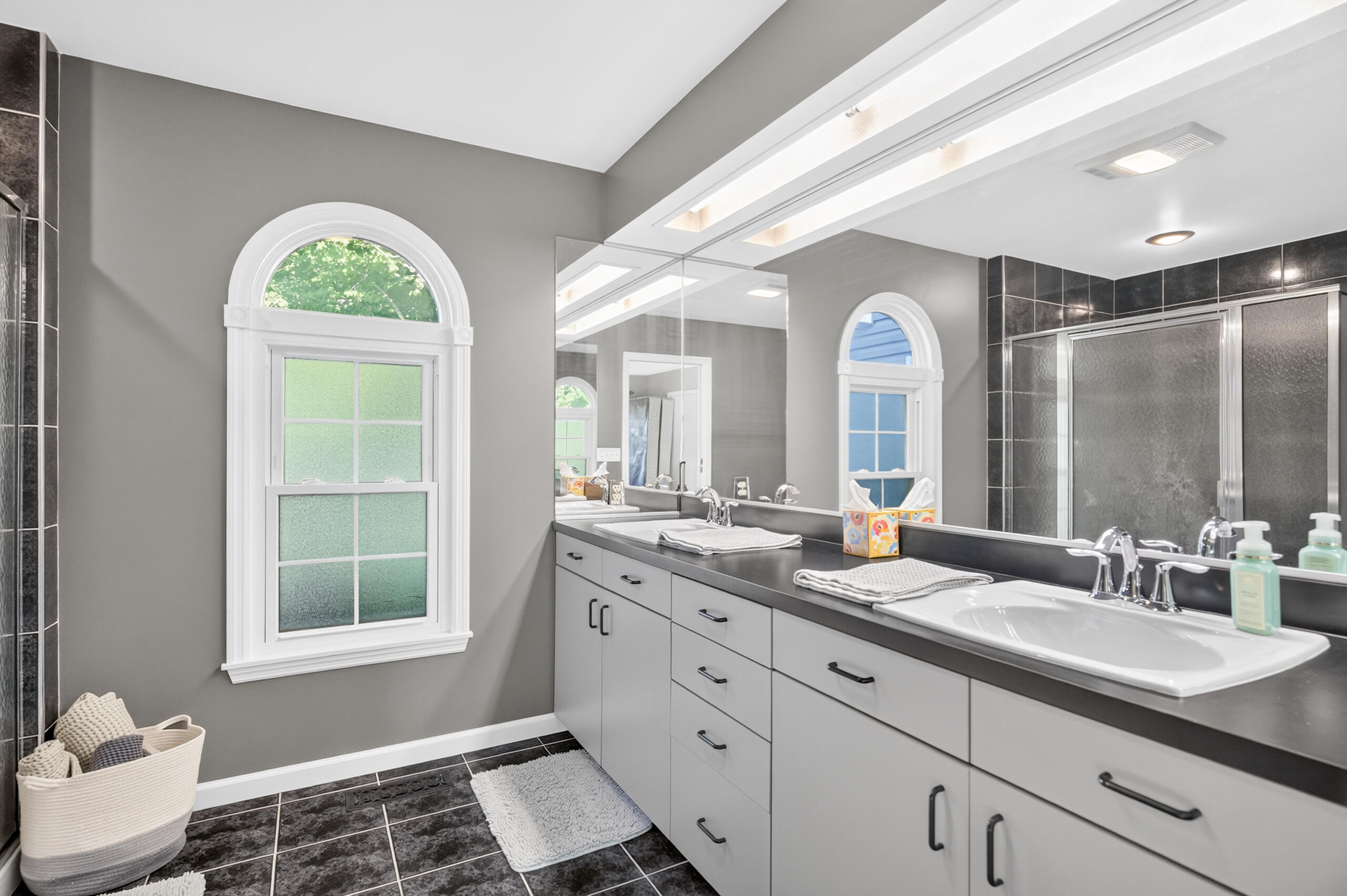 525 Bon Air, Sidney, Ohio 45365