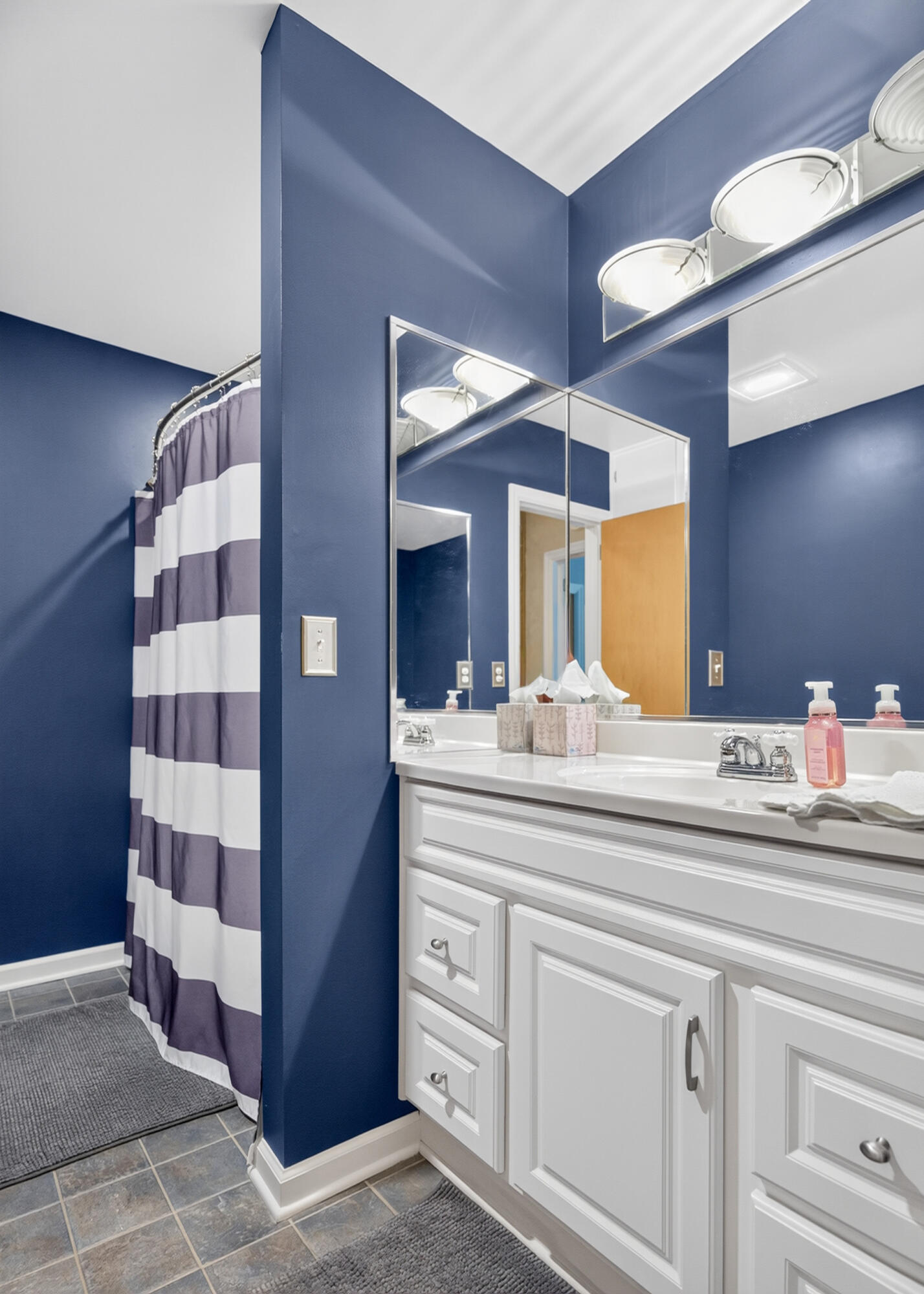 525 Bon Air, Sidney, Ohio 45365