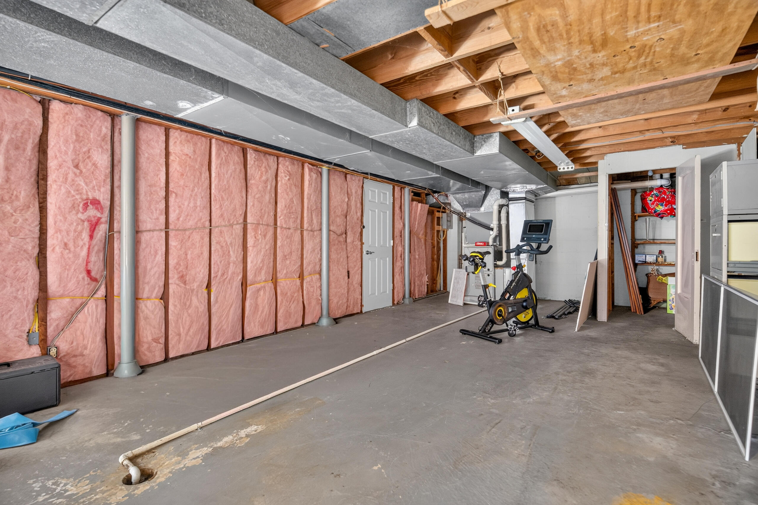 525 Bon Air, Sidney, Ohio 45365