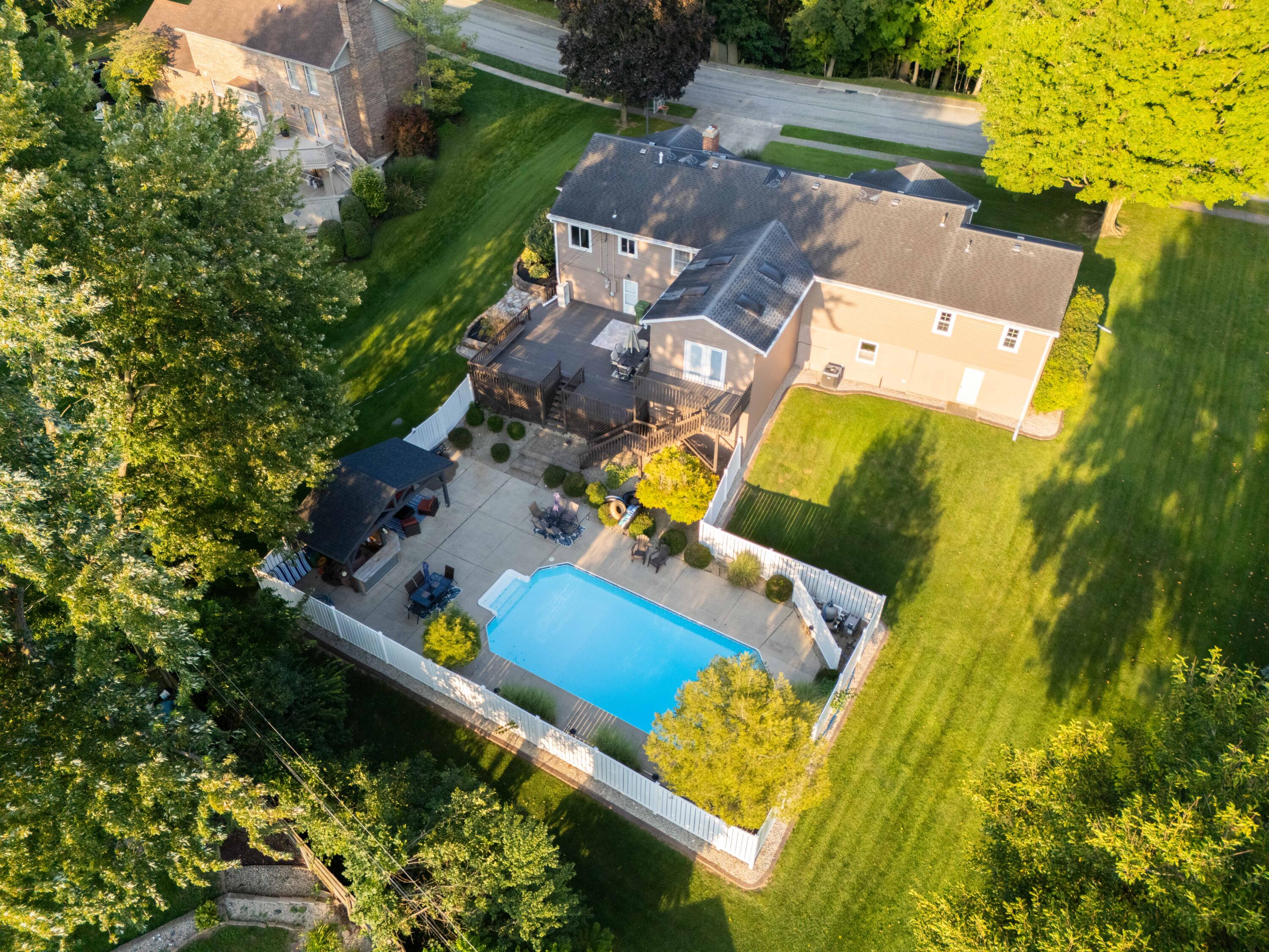 525 Bon Air, Sidney, Ohio 45365