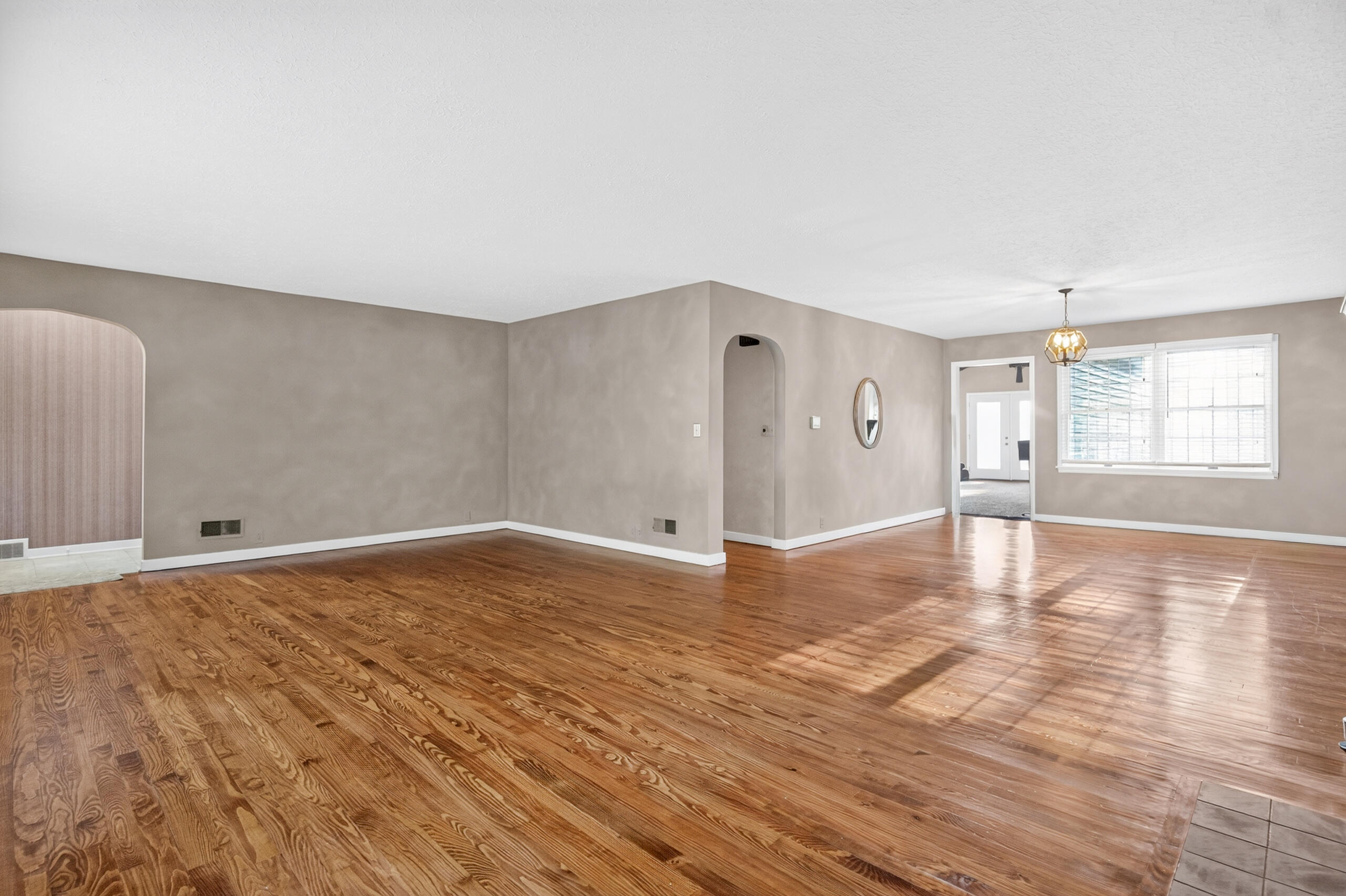 525 Bon Air, Sidney, Ohio 45365