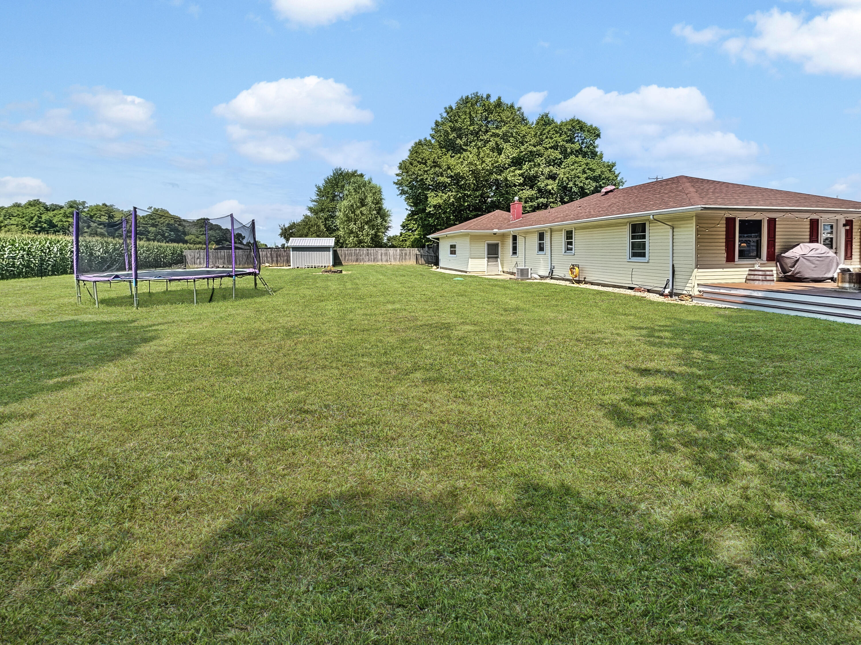 7723 State Rd 32, Union City, Indiana 47390