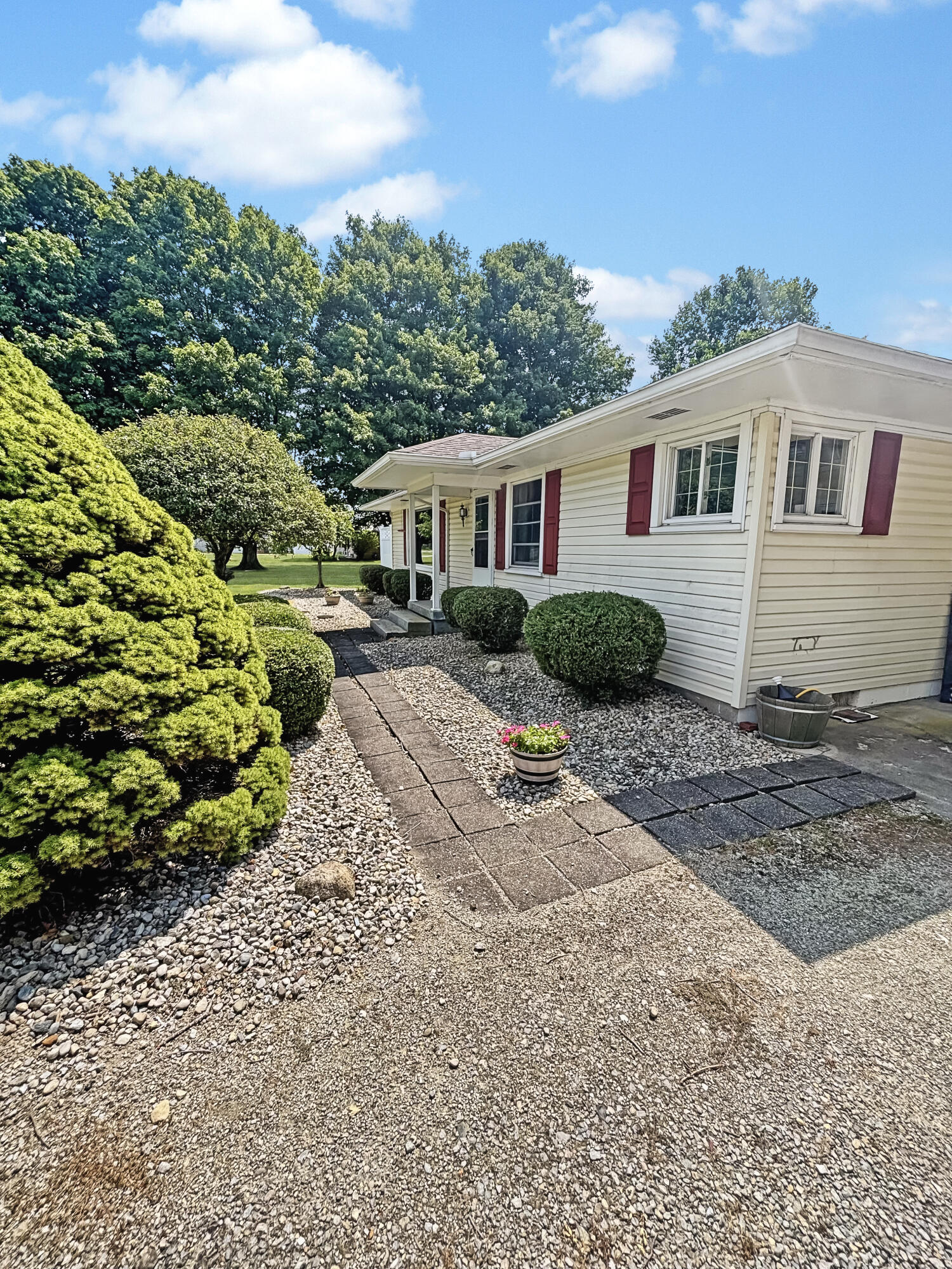 7723 State Rd 32, Union City, Indiana 47390