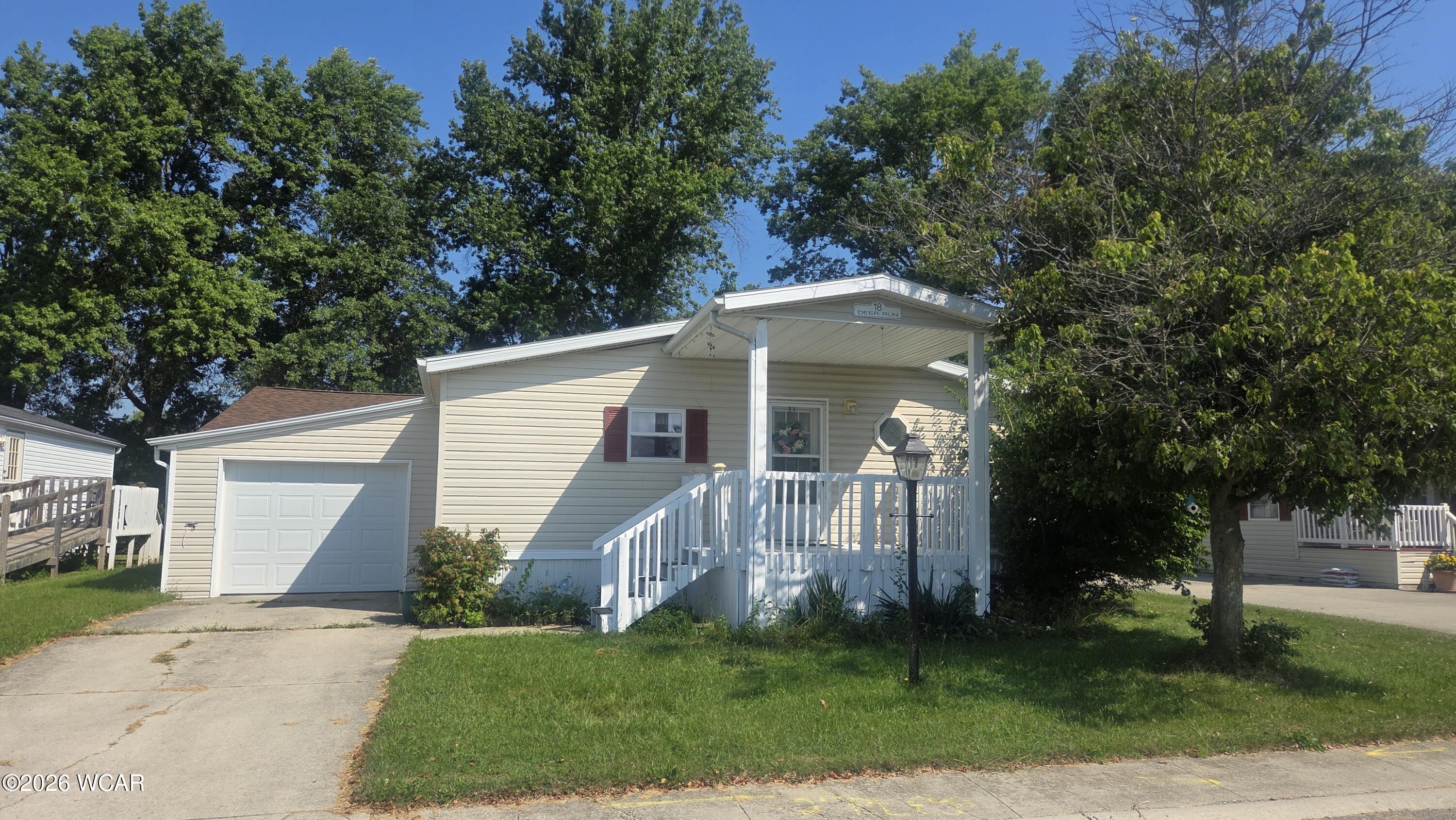 18 Deer Run, Lima, Ohio