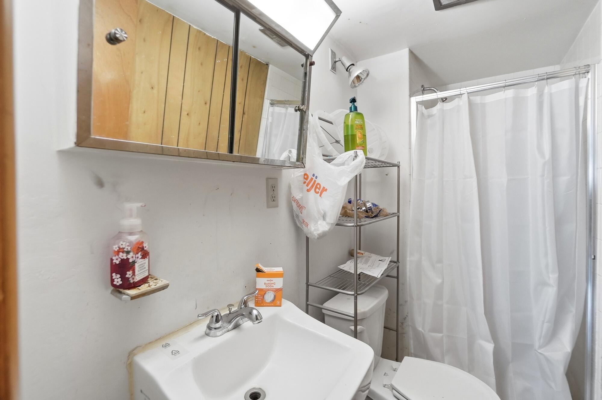 1039 National, Vandalia, Ohio 45377