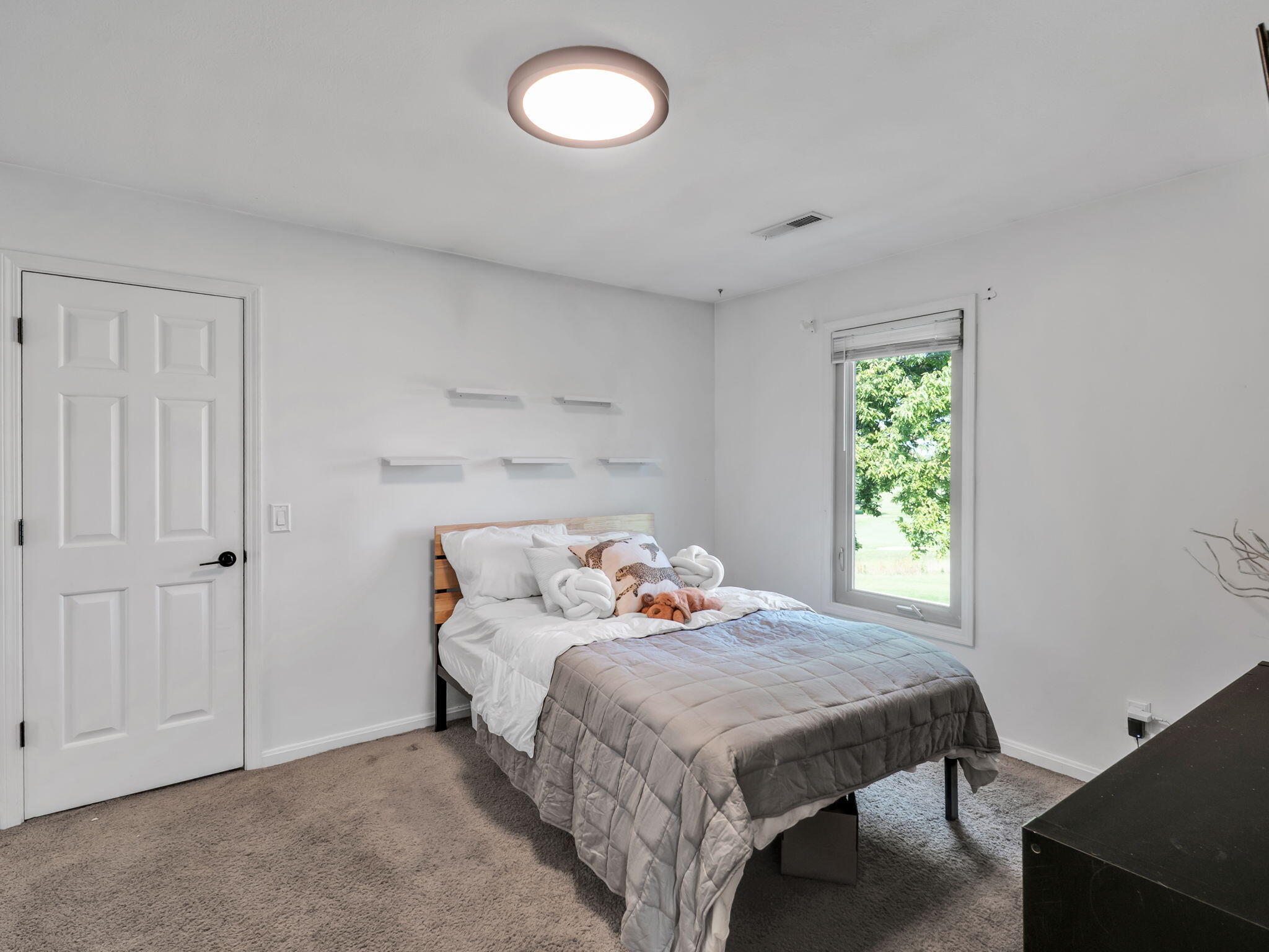 20 Fairwood, Miamisburg, Ohio 45342